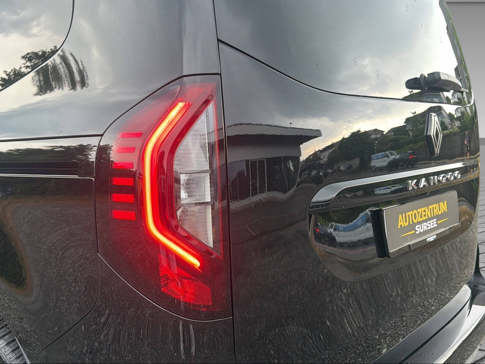 RENAULT Grand Kangoo Kombi 1.3 TCe 130 equilibre-image-5