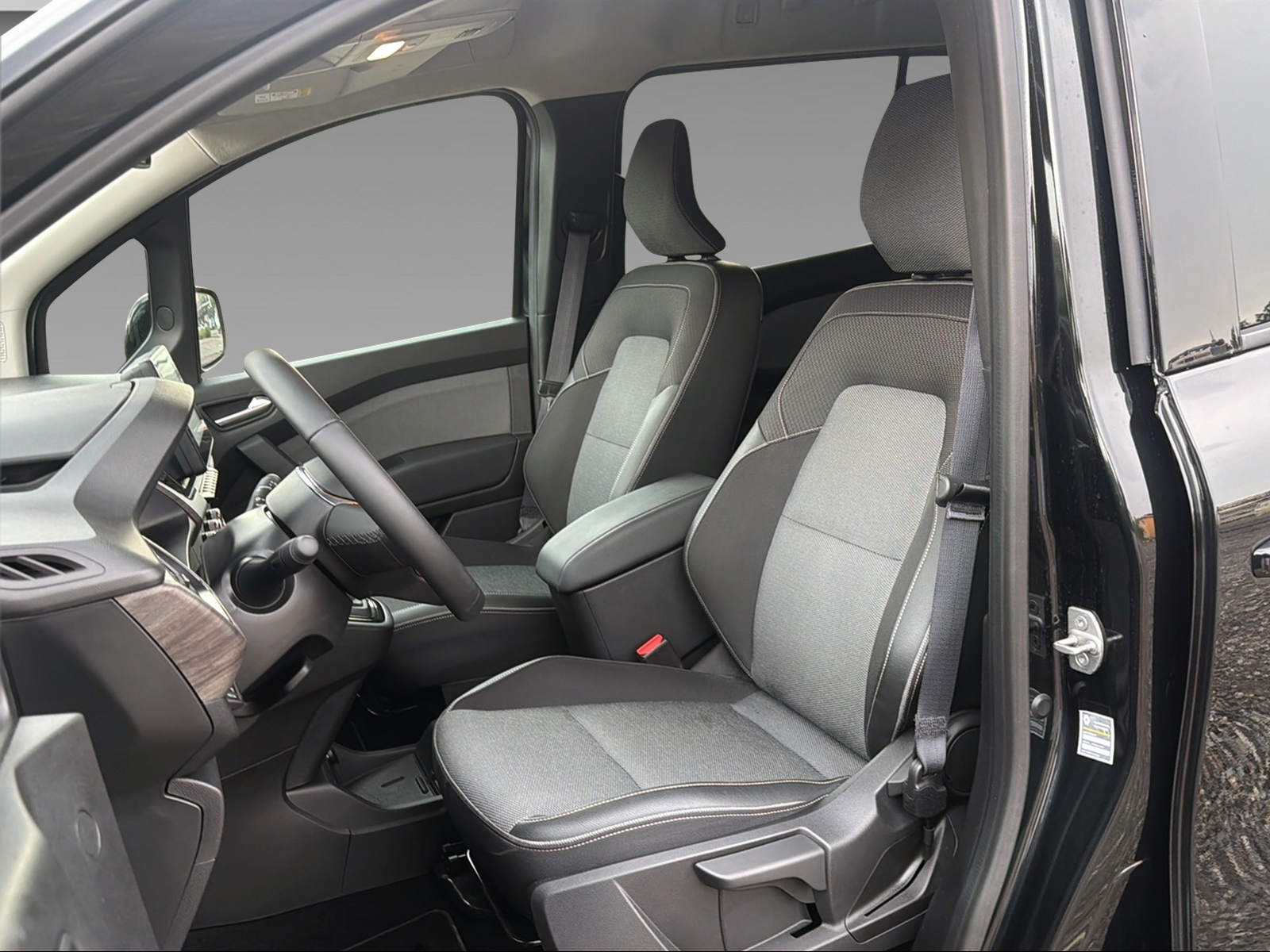 RENAULT Grand Kangoo Kombi 1.3 TCe 130 equilibre-image-13