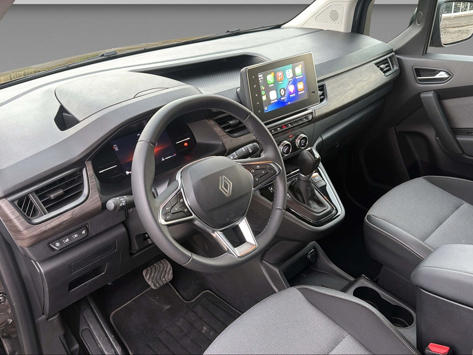 RENAULT Grand Kangoo Kombi 1.3 TCe 130 equilibre-image-14
