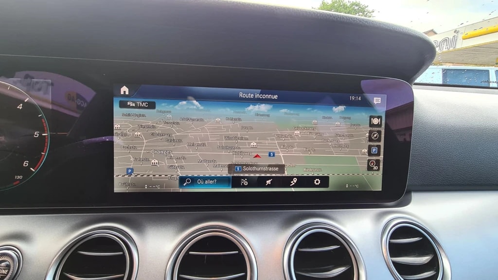 MERCEDES-BENZ E 220 d T 4Matic 9G-Tronic ** Gr-Navi ** RF-Kamera ** Sitzheizung ** PDC V+H ** Totwinkel-Assistent ** Frisch Ab MFK & Service-image-12
