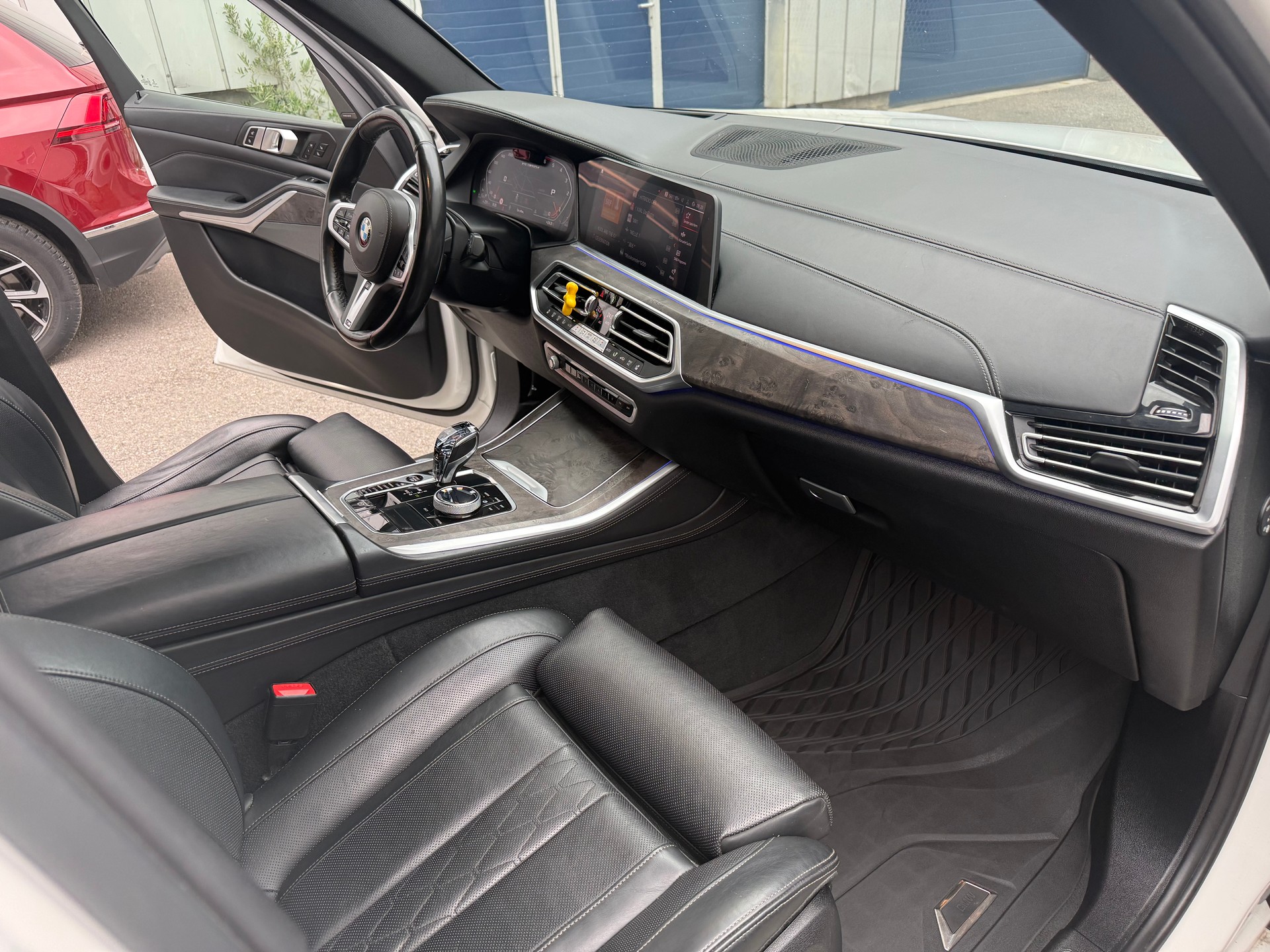 BMW X5 xDrive M50d Steptronic-image-11