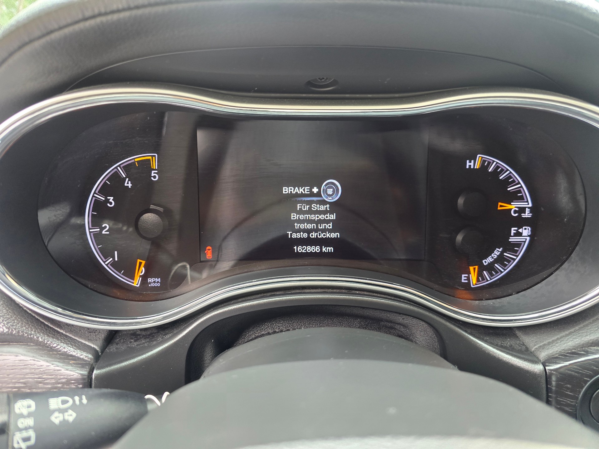 JEEP Grand Cherokee 3.0 CRD Summit Automatic-image-19
