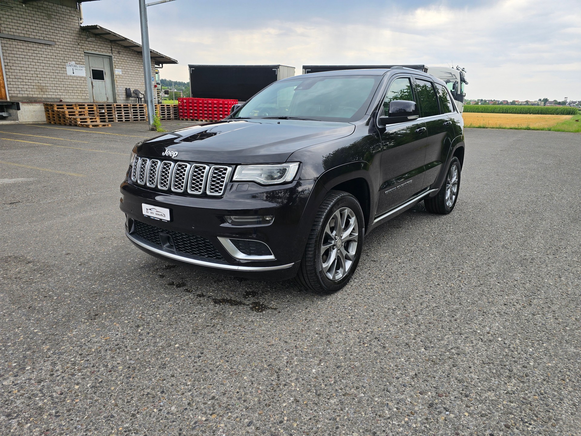 JEEP Grand Cherokee 3.0 CRD Summit Automatic-showroom-element-2