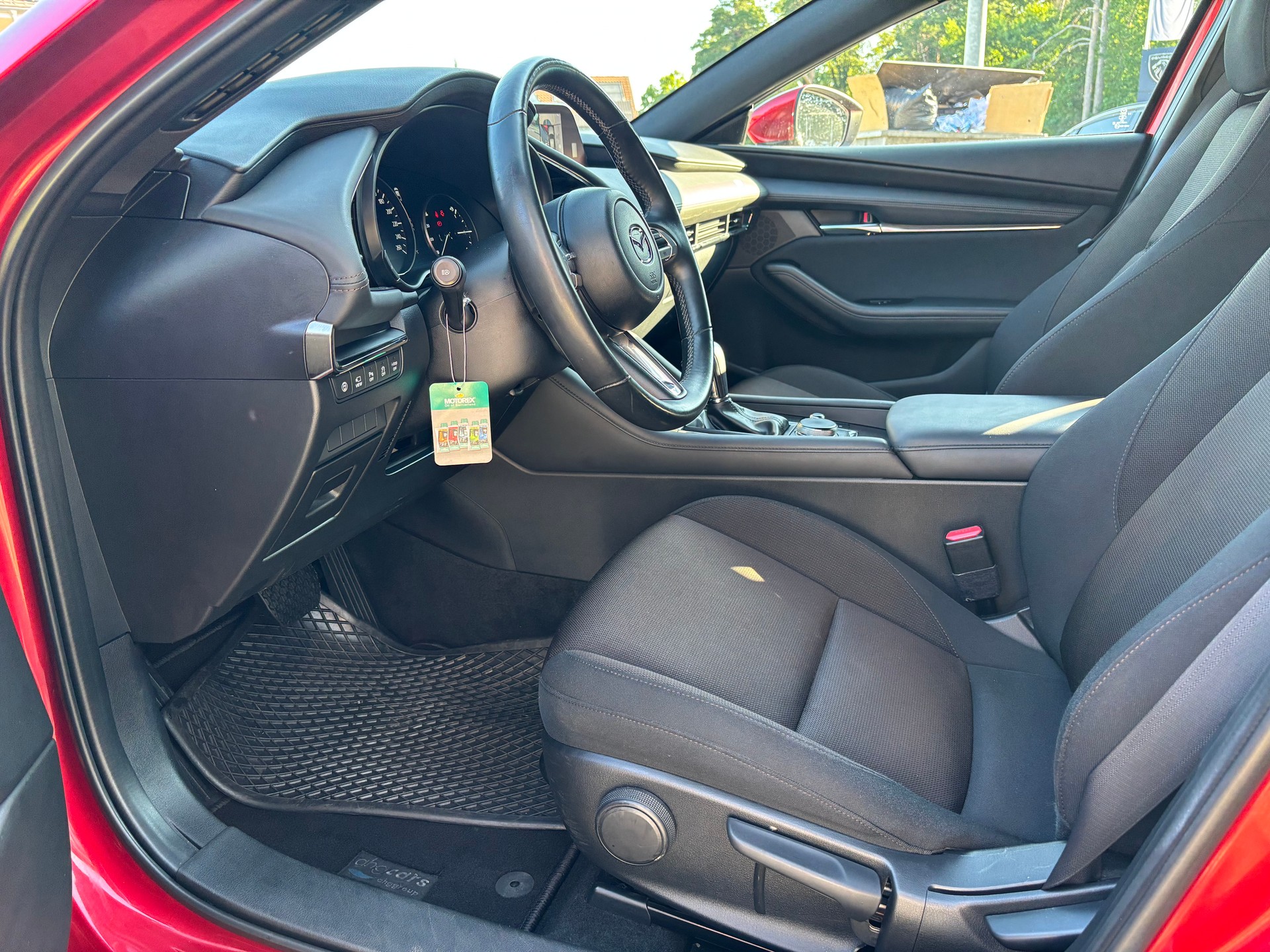 MAZDA 3 HB G 150 Ambition Plus-image-10