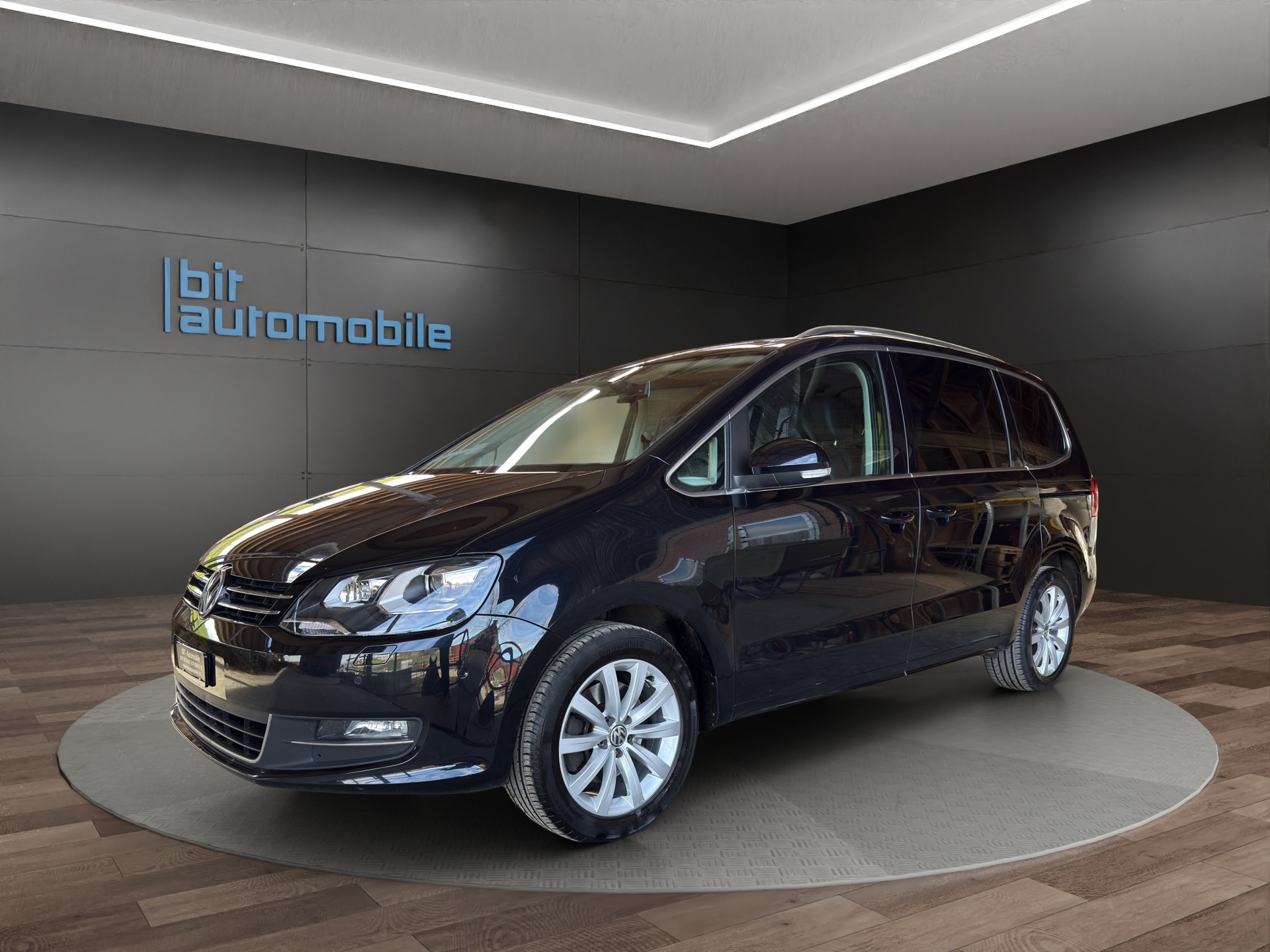 VW Sharan 2.0 TSI Highline DSG 7Plätzer
