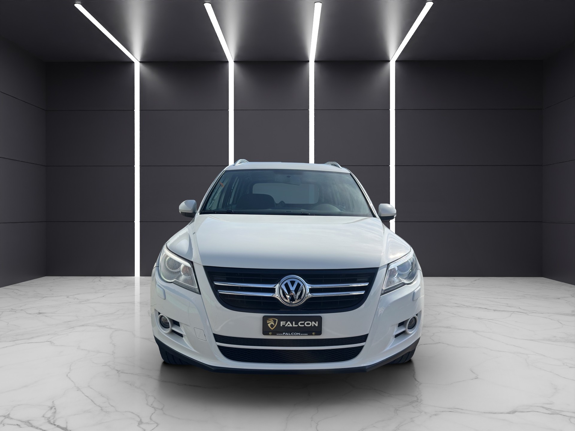 VW Tiguan 2.0 TSI Sport&Style Tiptronic-showroom-element-1