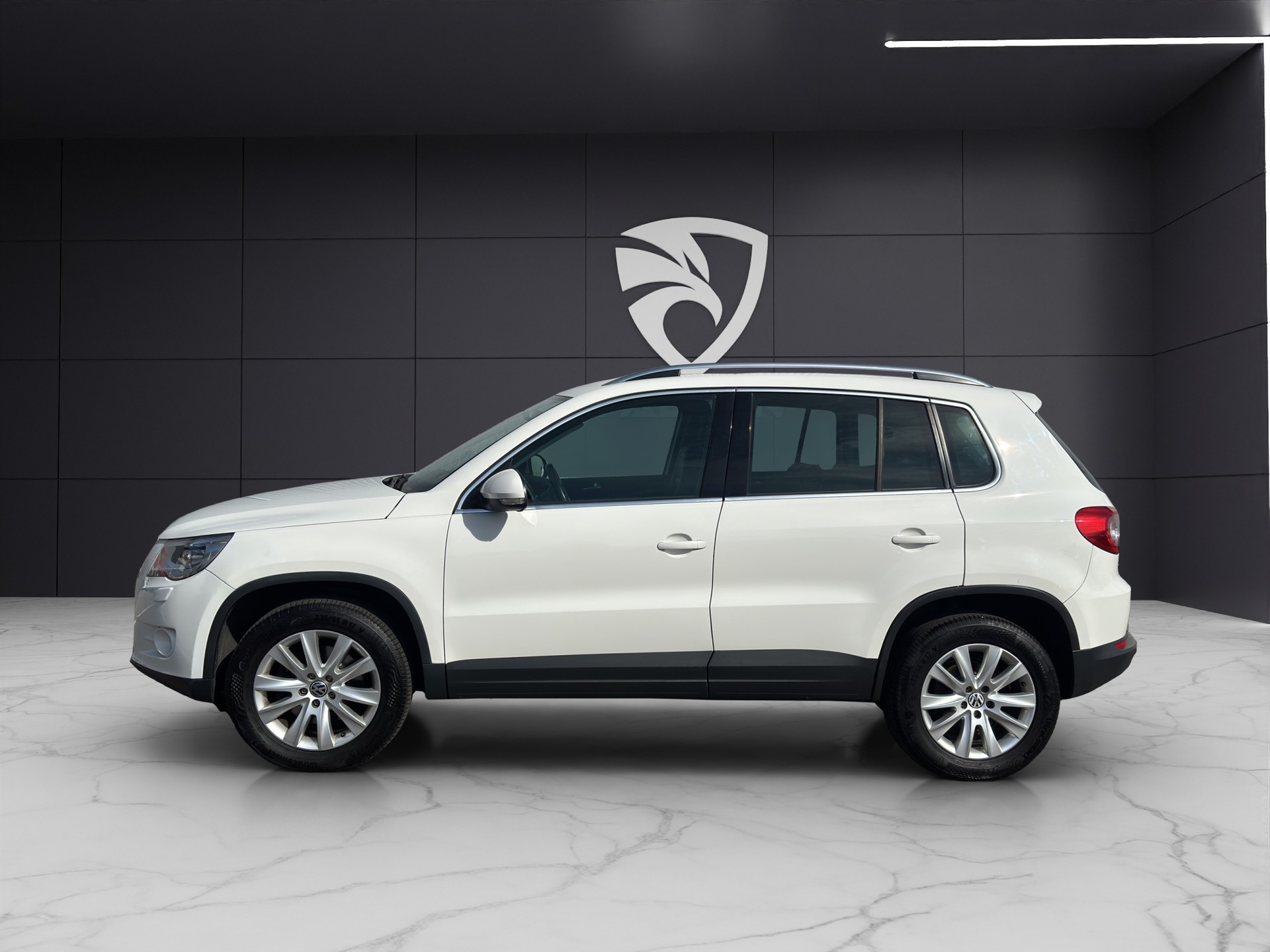 VW Tiguan 2.0 TSI Sport&Style Tiptronic-showroom-element-2