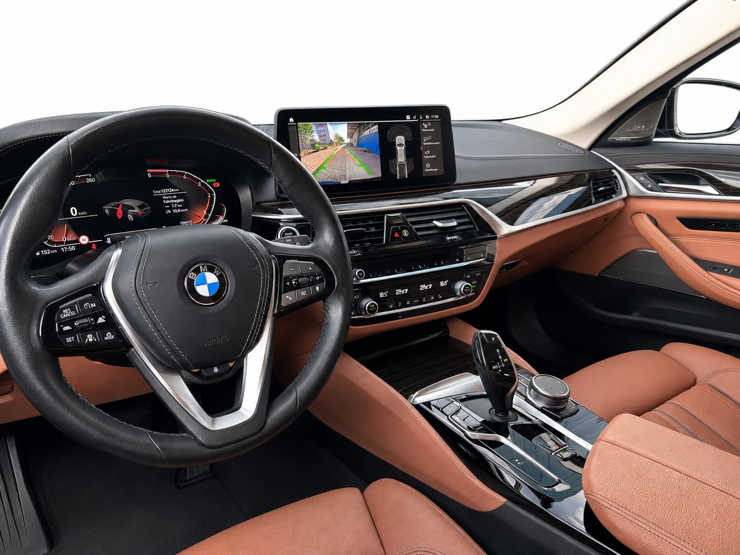 BMW 530d xDrive Touring * Luxury Line * CH FAHRZEUG *-image-28