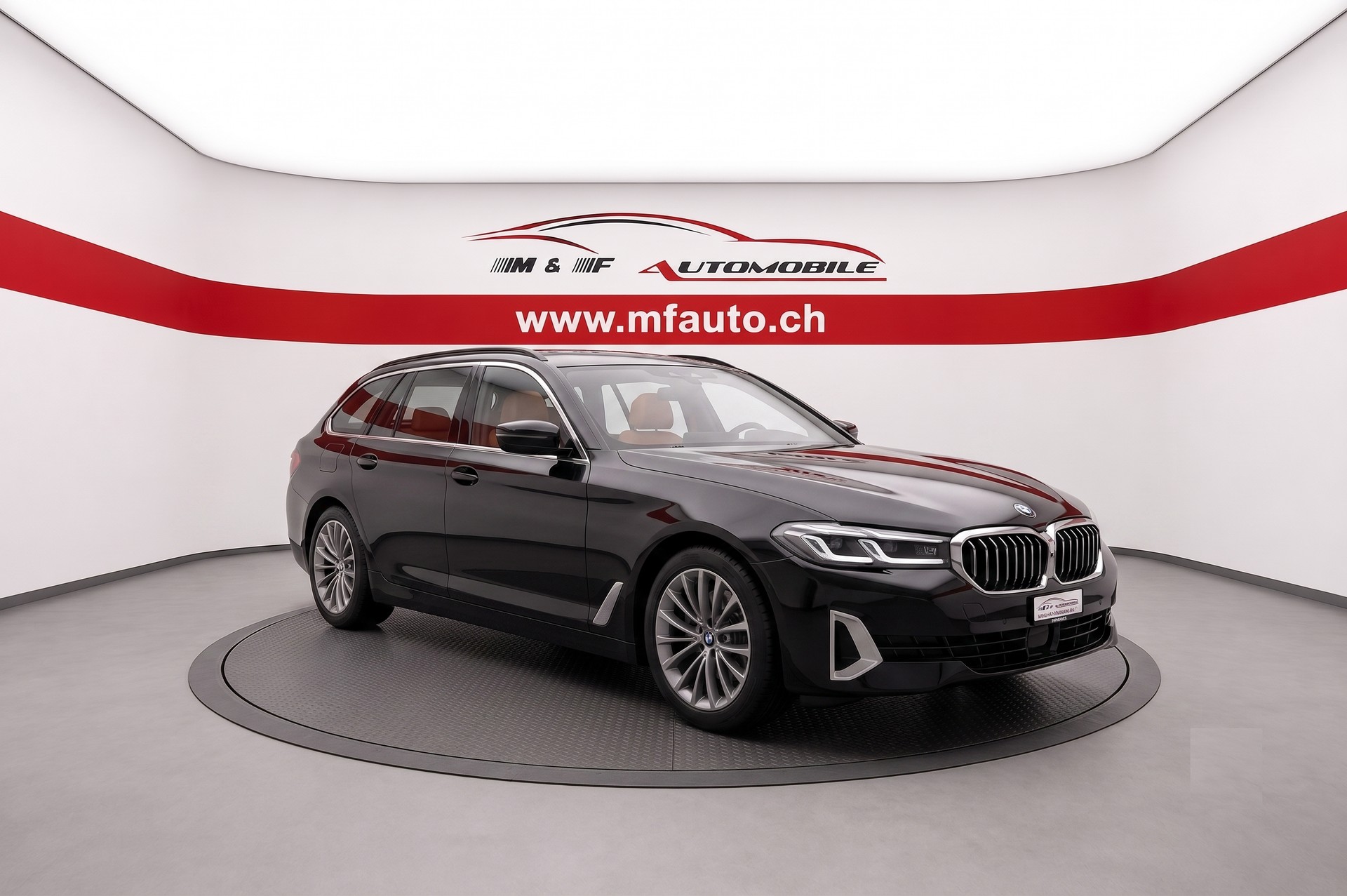 BMW 530d xDrive Touring * Luxury Line * CH FAHRZEUG *-showroom-element-2