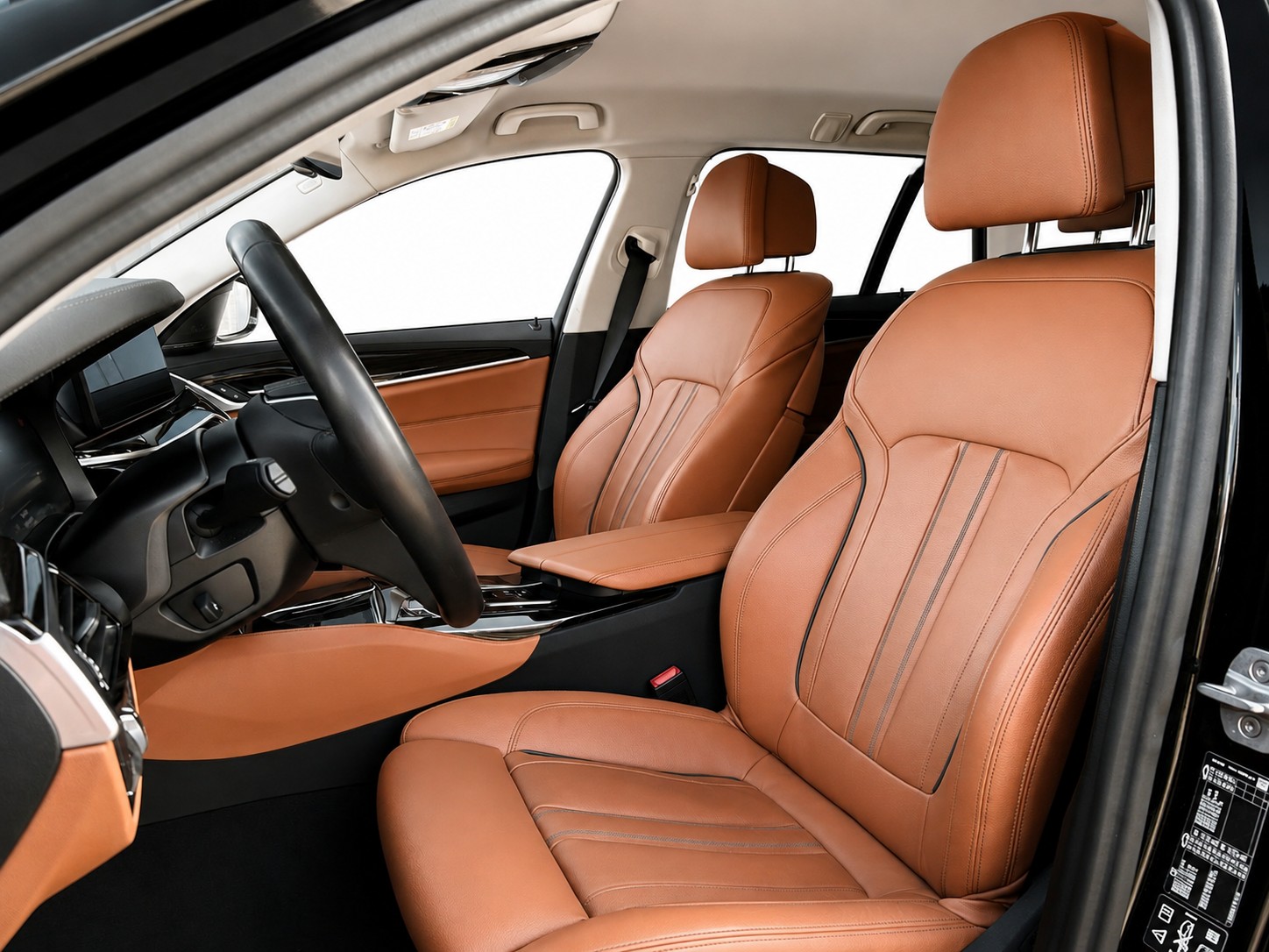 BMW 530d xDrive Touring * Luxury Line * CH FAHRZEUG *-image-10