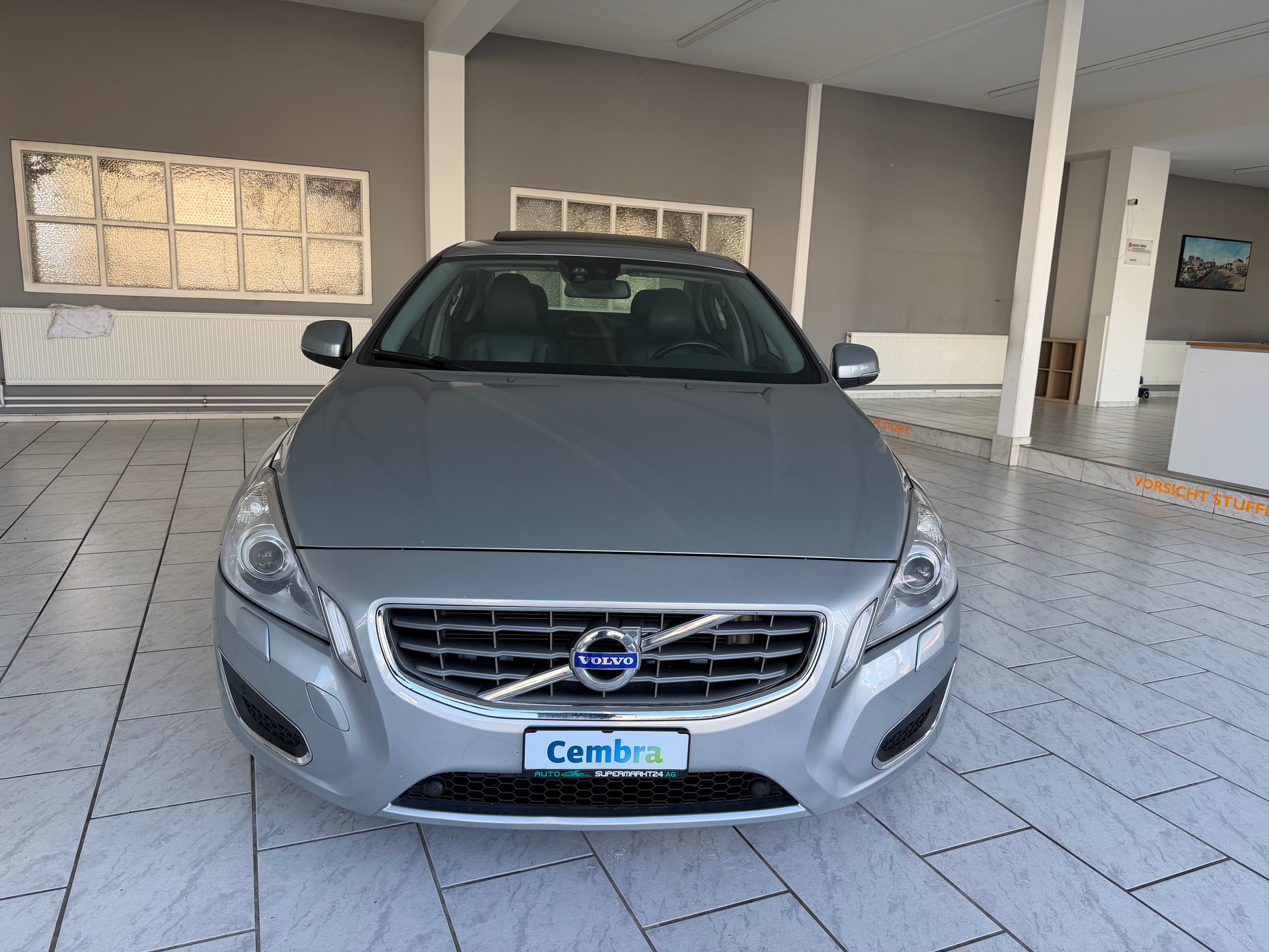 VOLVO S60 T4 Summum Powershift-image-7