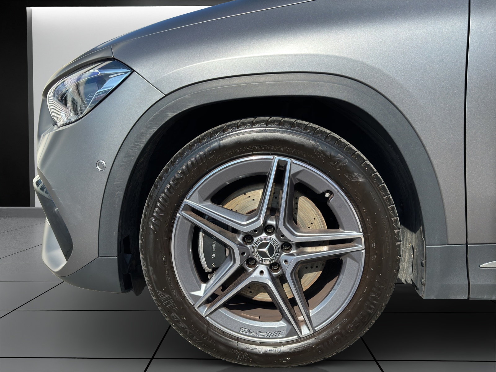 MERCEDES-BENZ GLA 250 4Matic AMG Line 8G-DCT-image-5