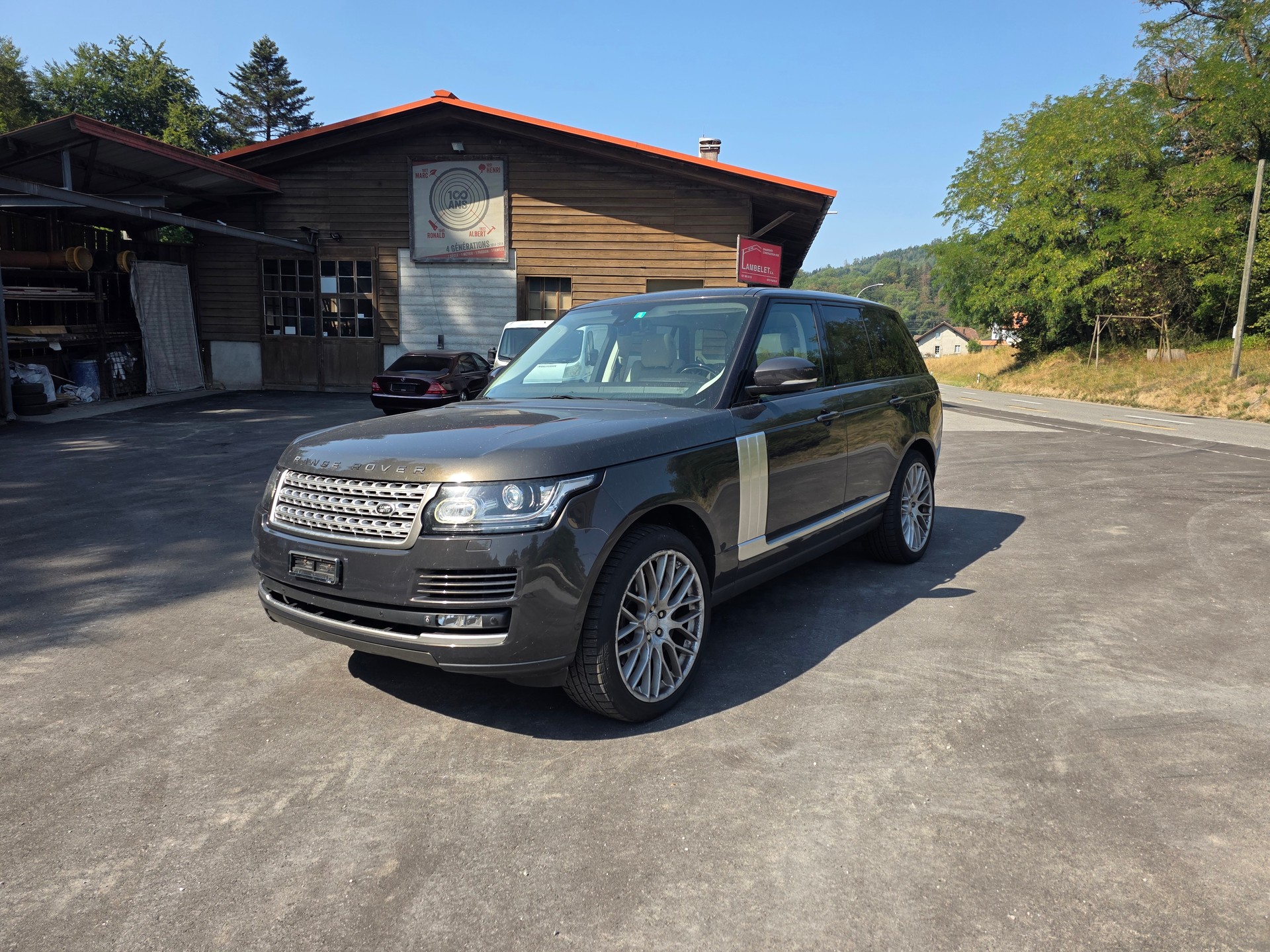 LAND ROVER Range Rover 4.4 SDV8 Vogue Automatic-image-1
