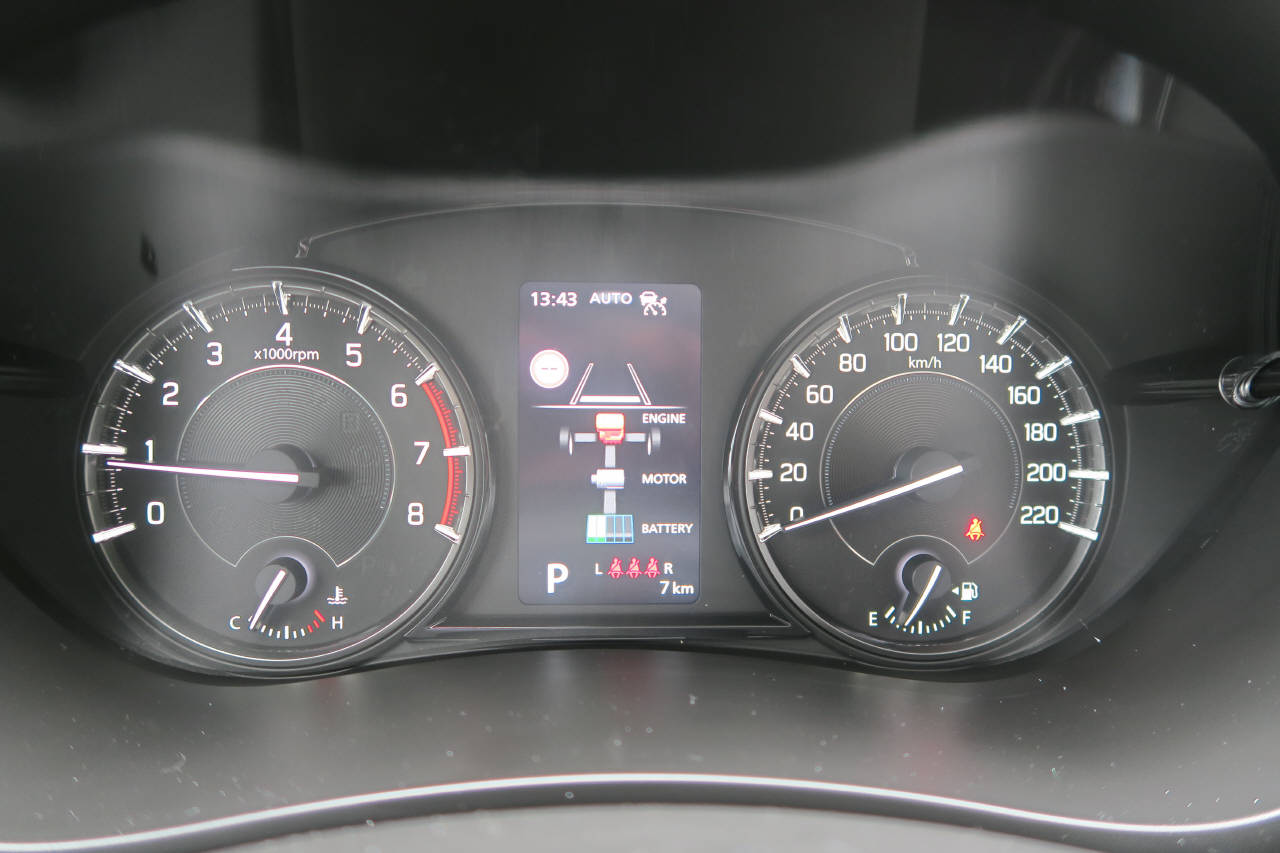 SUZUKI S-Cross 1.4 T Black Edition Top Hybrid 4x4-image-6