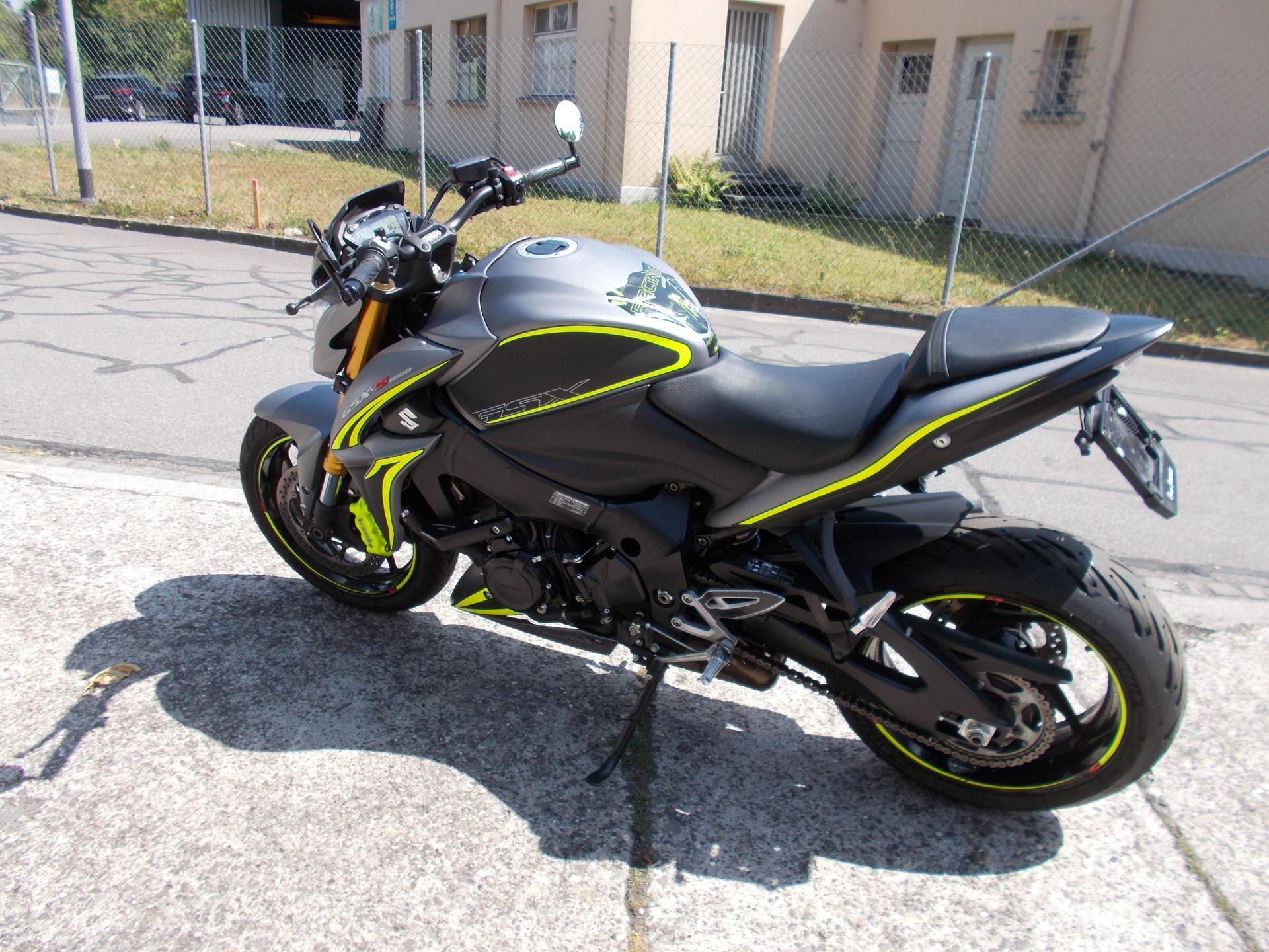 SUZUKI GSX-S 1000 Street Performance ABS-image-2