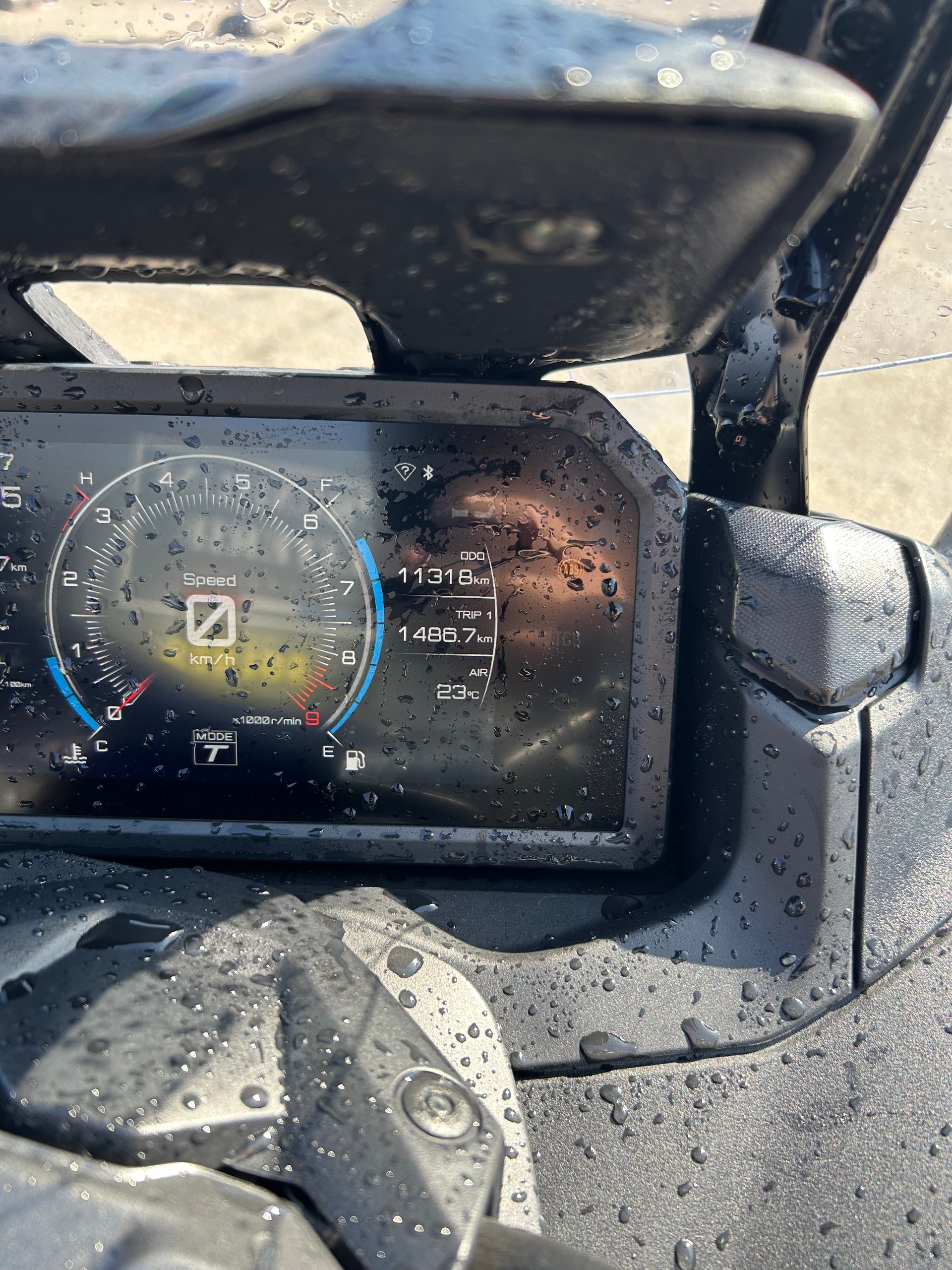 YAMAHA T-MAX Tech-Max XP 560-image-11
