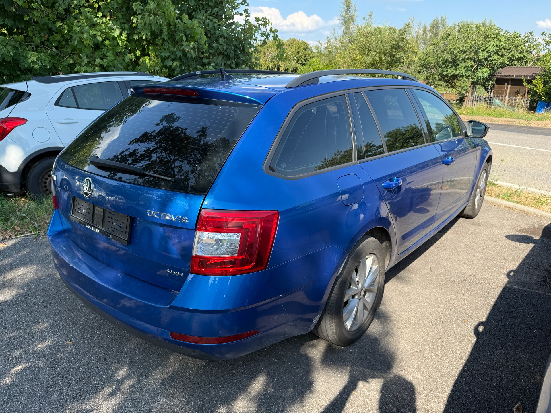 SKODA Octavia Combi 2.0 TSI Style 4x4 DSG-image-2