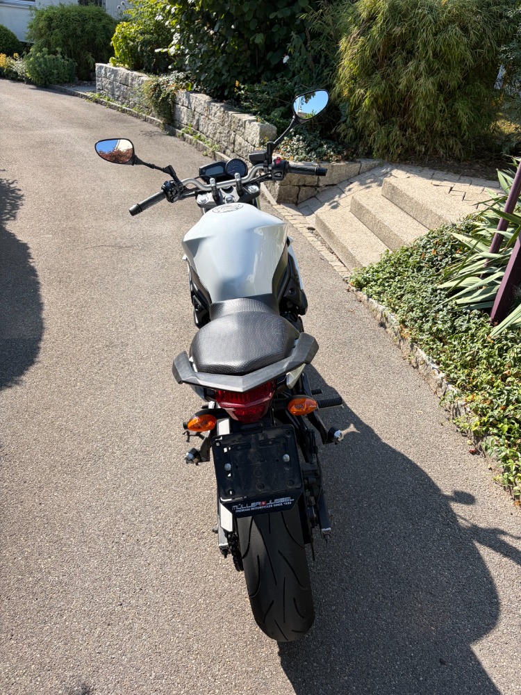 YAMAHA XJ 6 N ABS-image-1