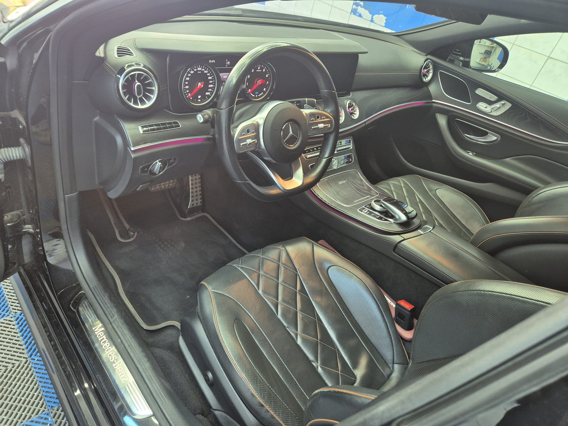 MERCEDES-BENZ CLS 450-image-9