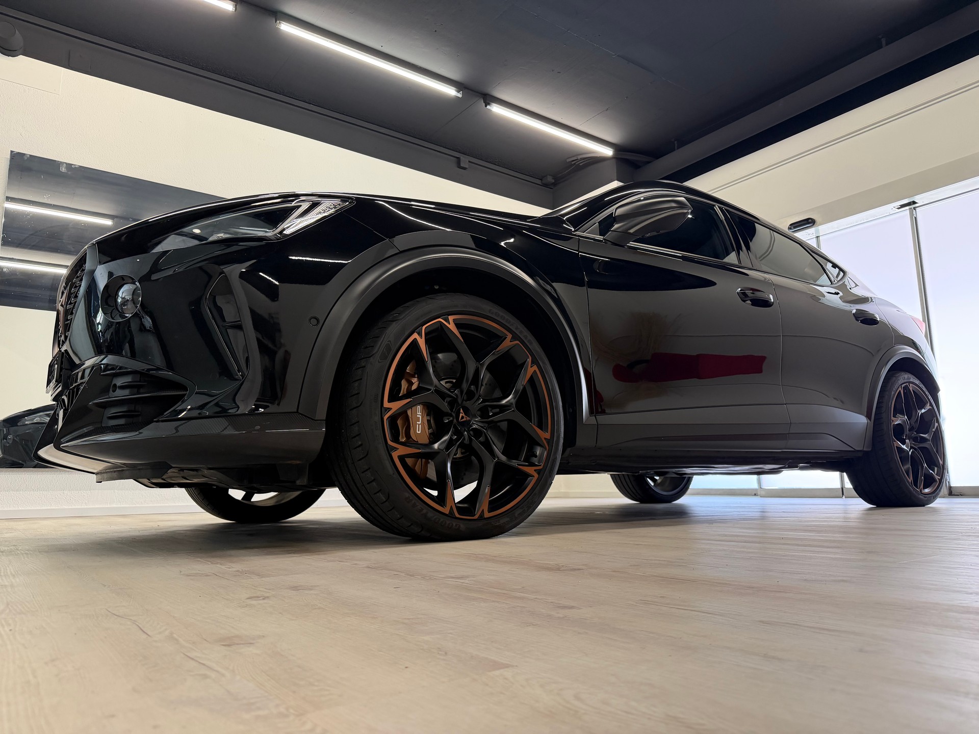 CUPRA Formentor 2.5TSI VZ5 4Drive DSG-showroom-element-1
