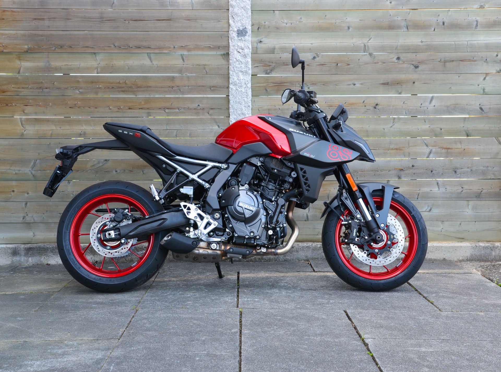 SUZUKI GSX-8S-image-0