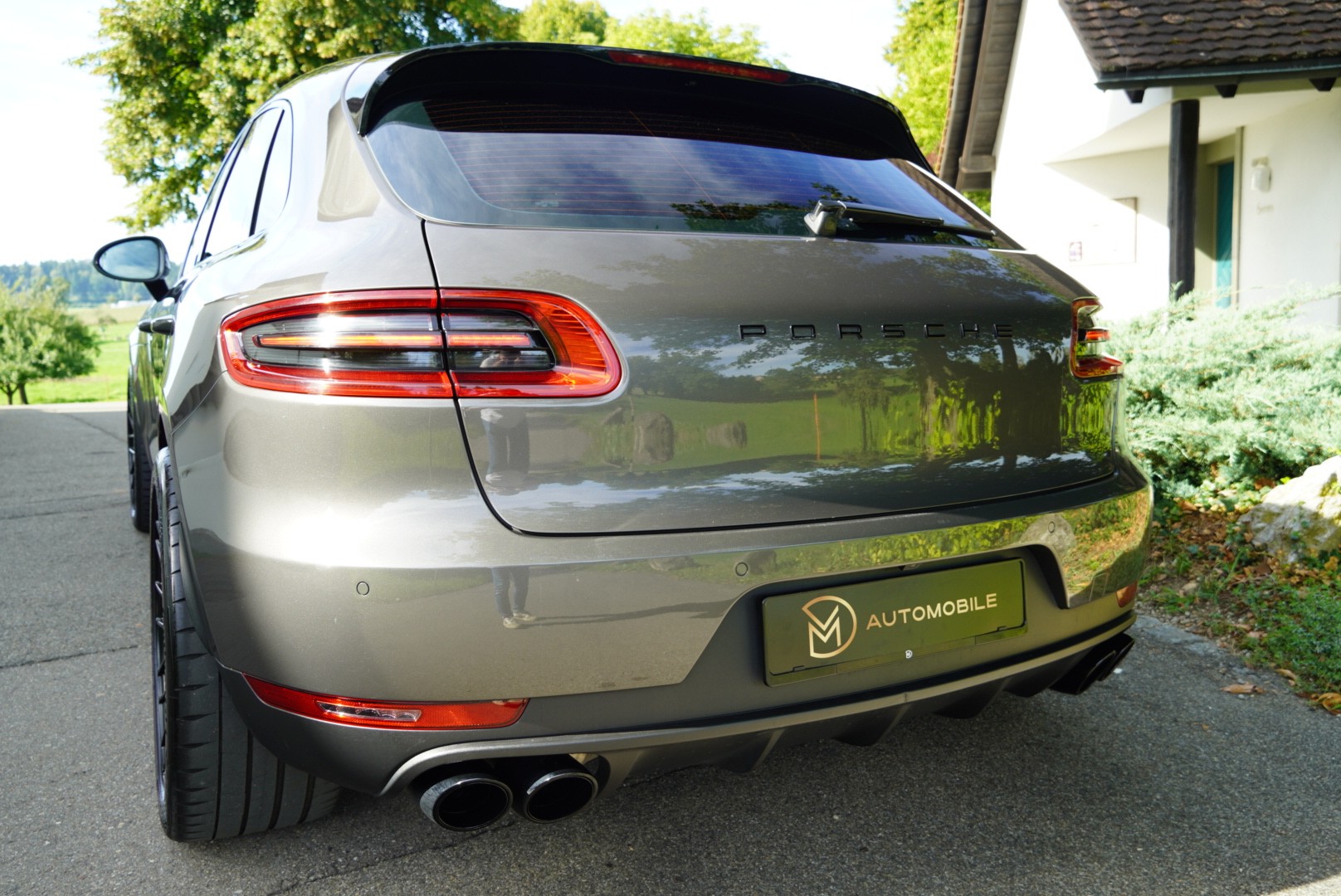 PORSCHE Macan S Diesel PDK-showroom-element-3