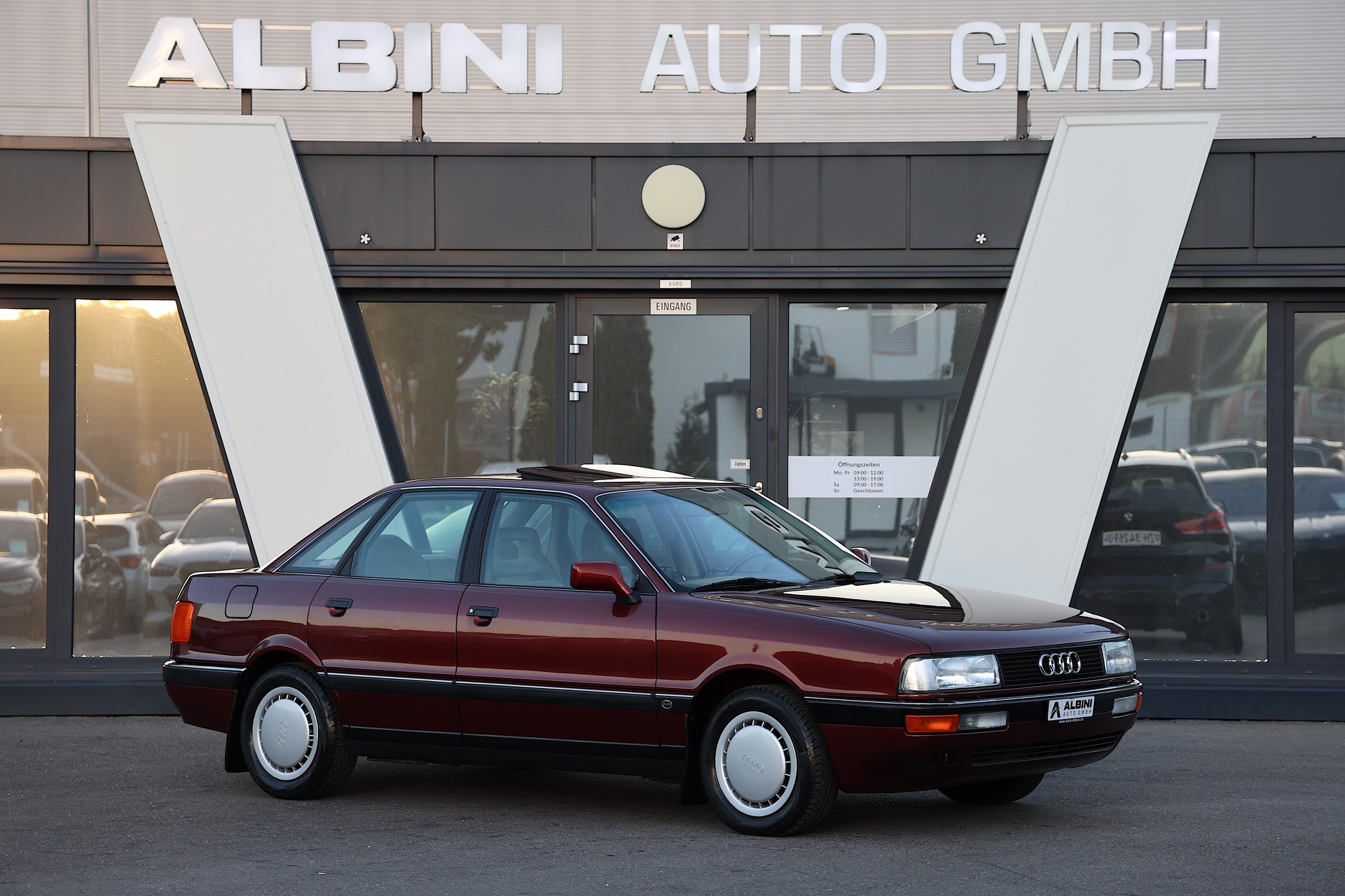 AUDI 90 2.3 E *Frisch ab Veteranenkontrolle*-showroom-element-1