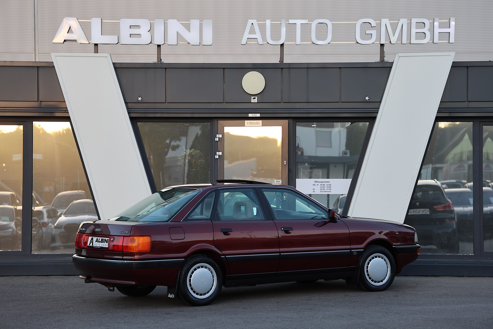 AUDI 90 2.3 E *Frisch ab Veteranenkontrolle*-showroom-element-2