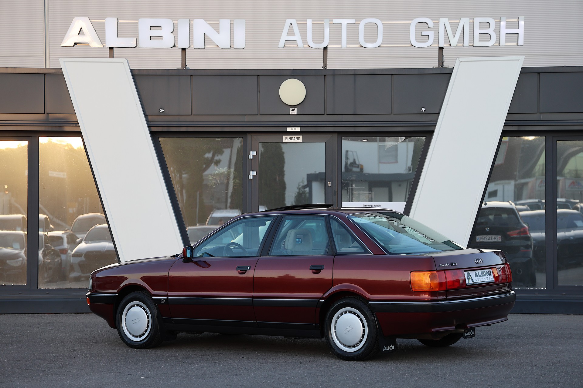 AUDI 90 2.3 E *Frisch ab Veteranenkontrolle*-showroom-element-3