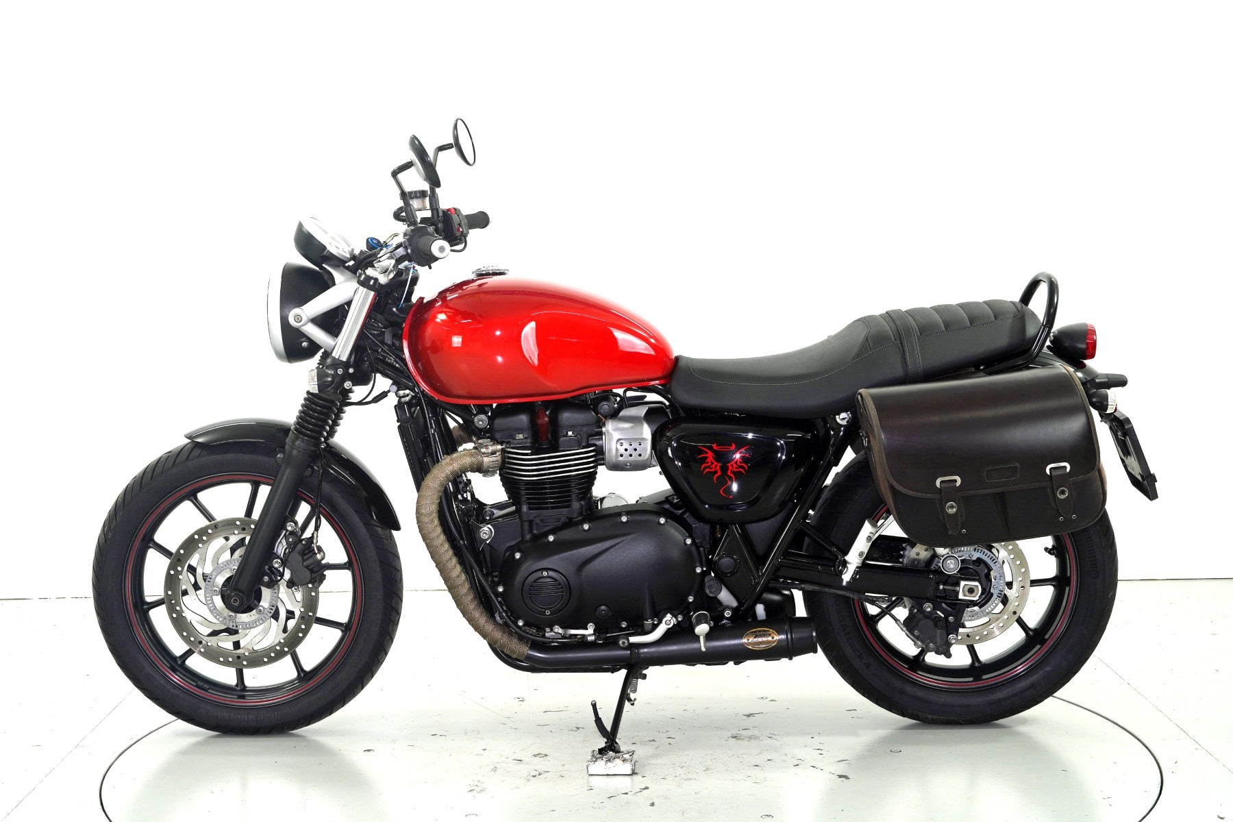 TRIUMPH Street Twin 900i ABS-image-2