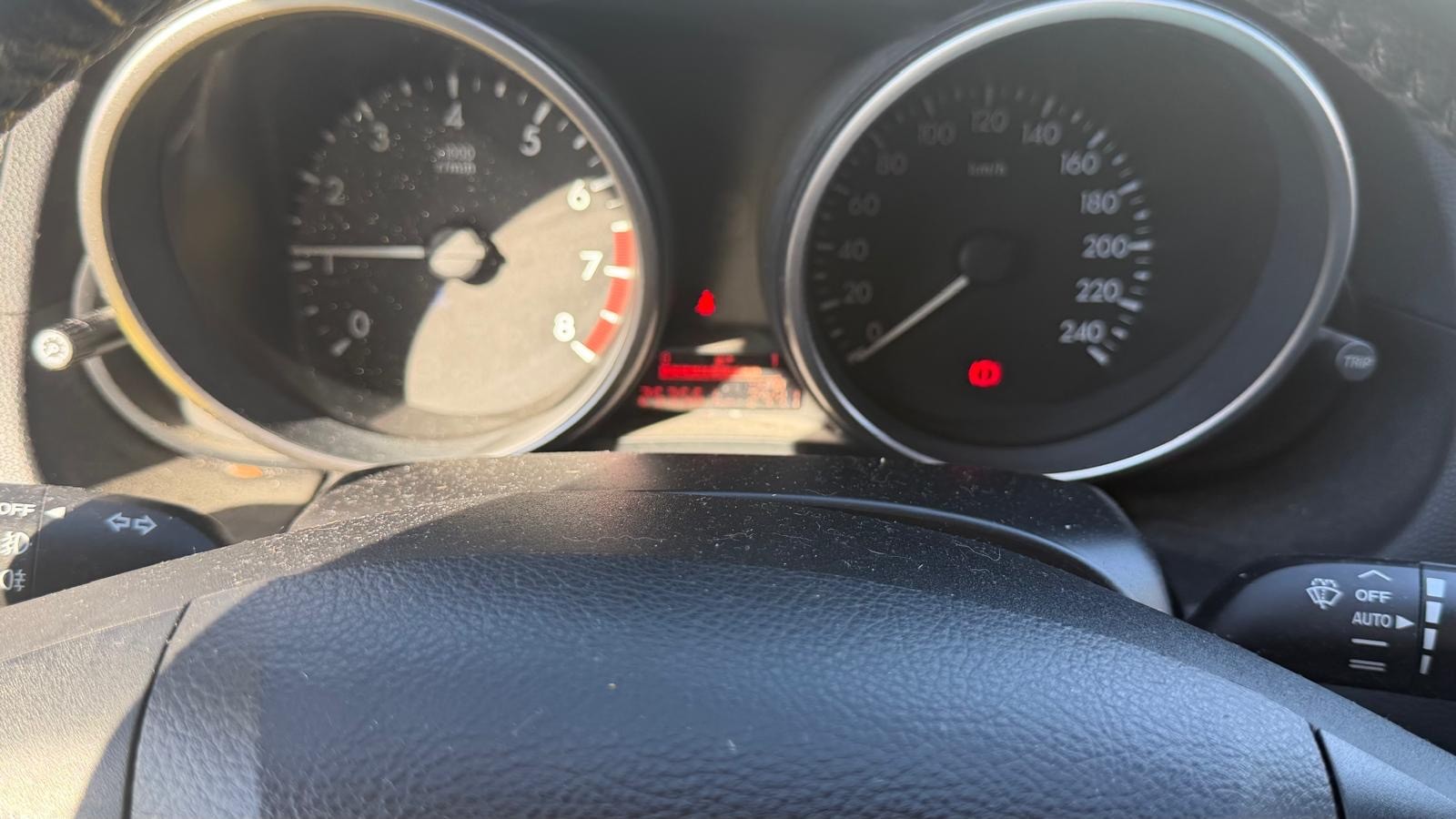 MAZDA 5 2.0 16V Exclusive-image-28