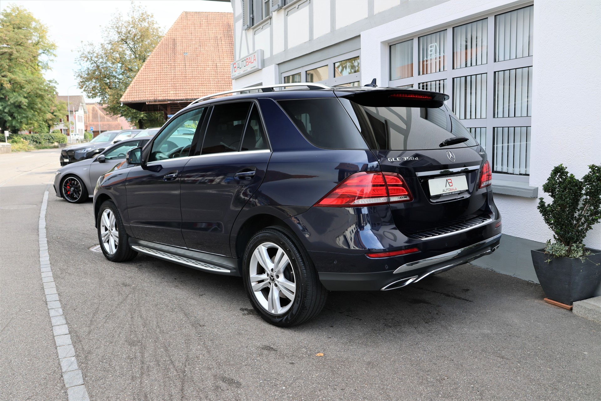 MERCEDES-BENZ GLE 350 d Executive 4Matic 9G-Tronic (CH) + 3.5T AHK-image-7