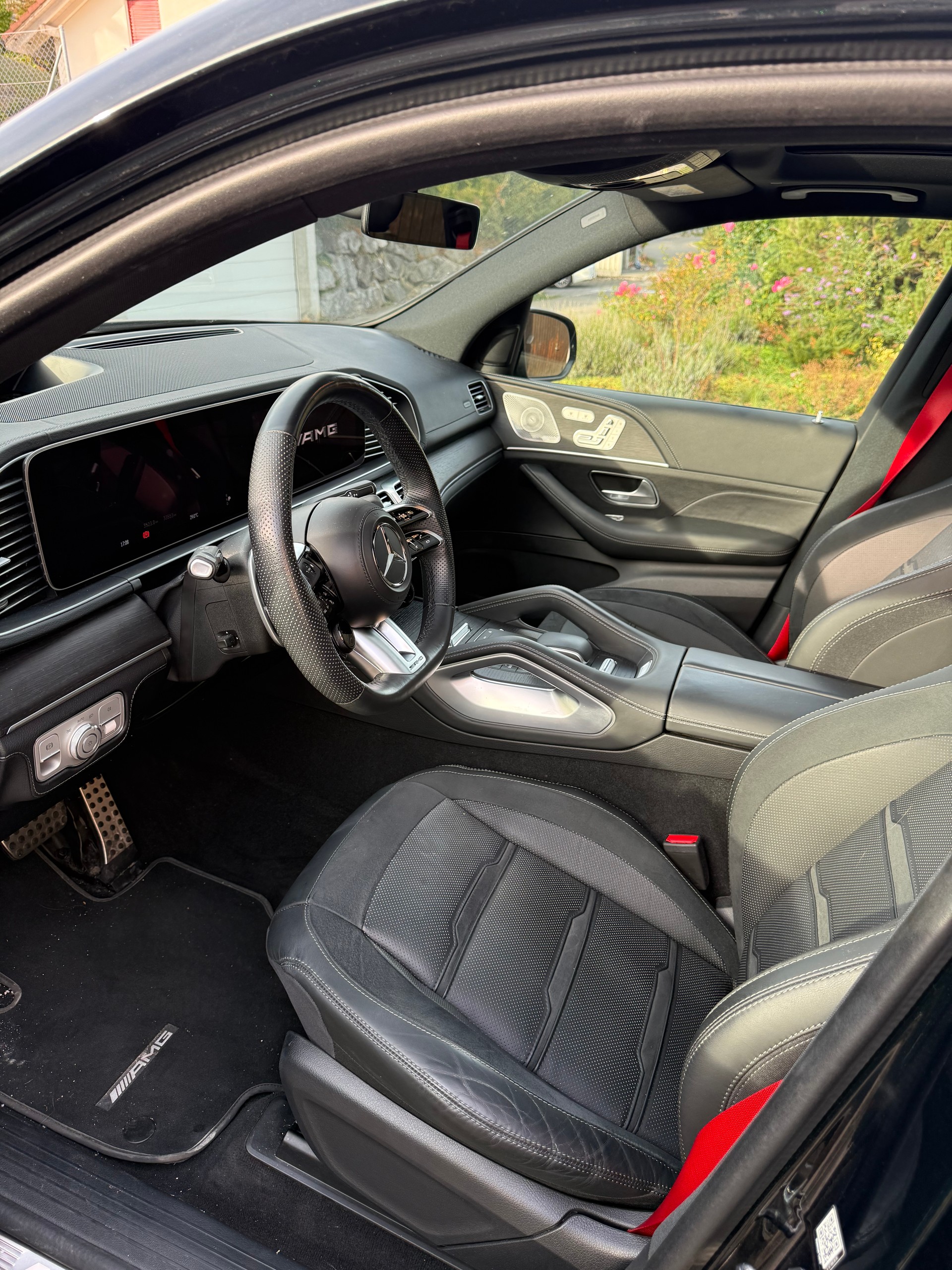 MERCEDES-BENZ GLE 53 Hybrid AMG 4matic+-image-4