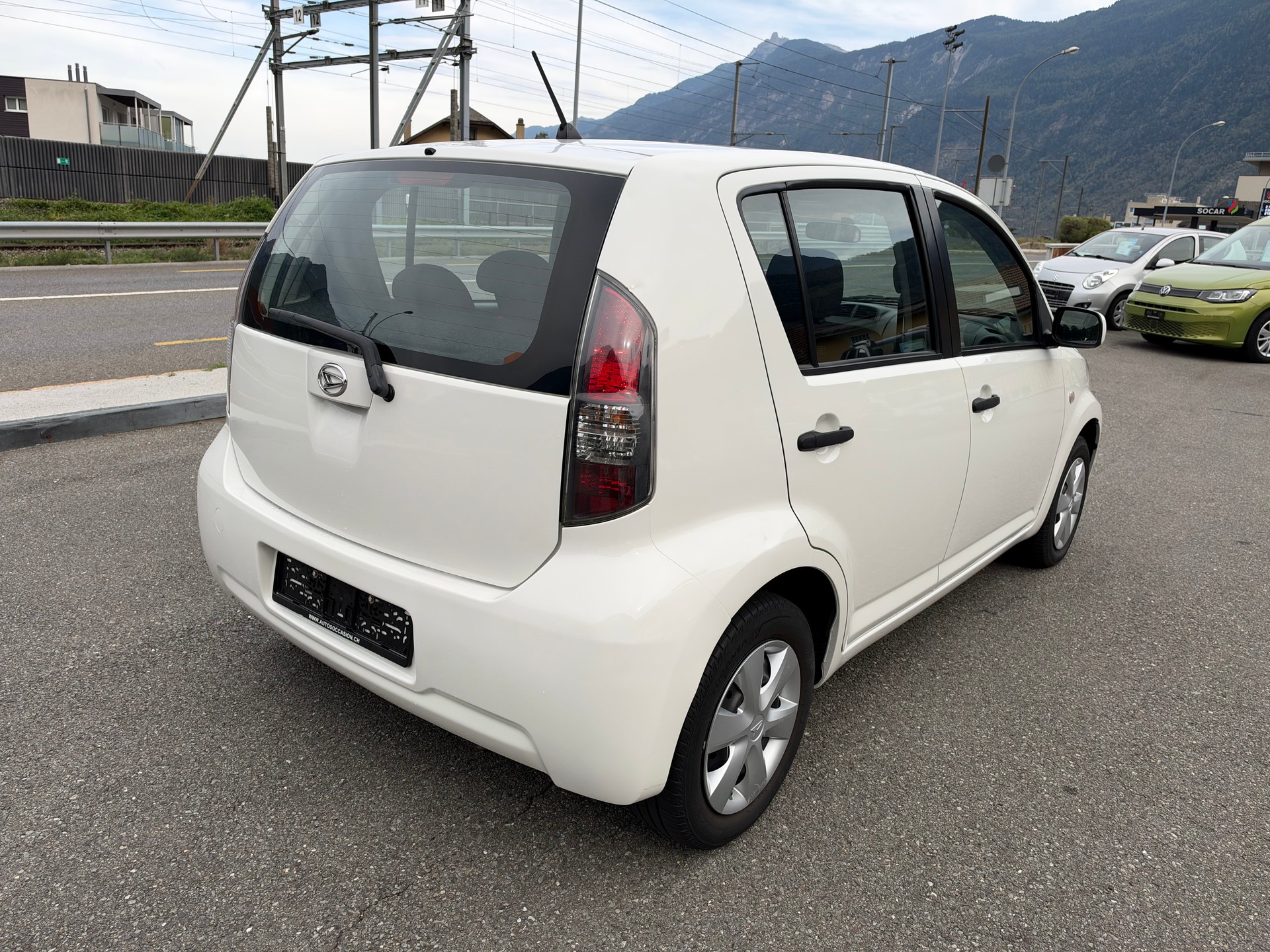 DAIHATSU Sirion 1.3 eco-4WD-image-6