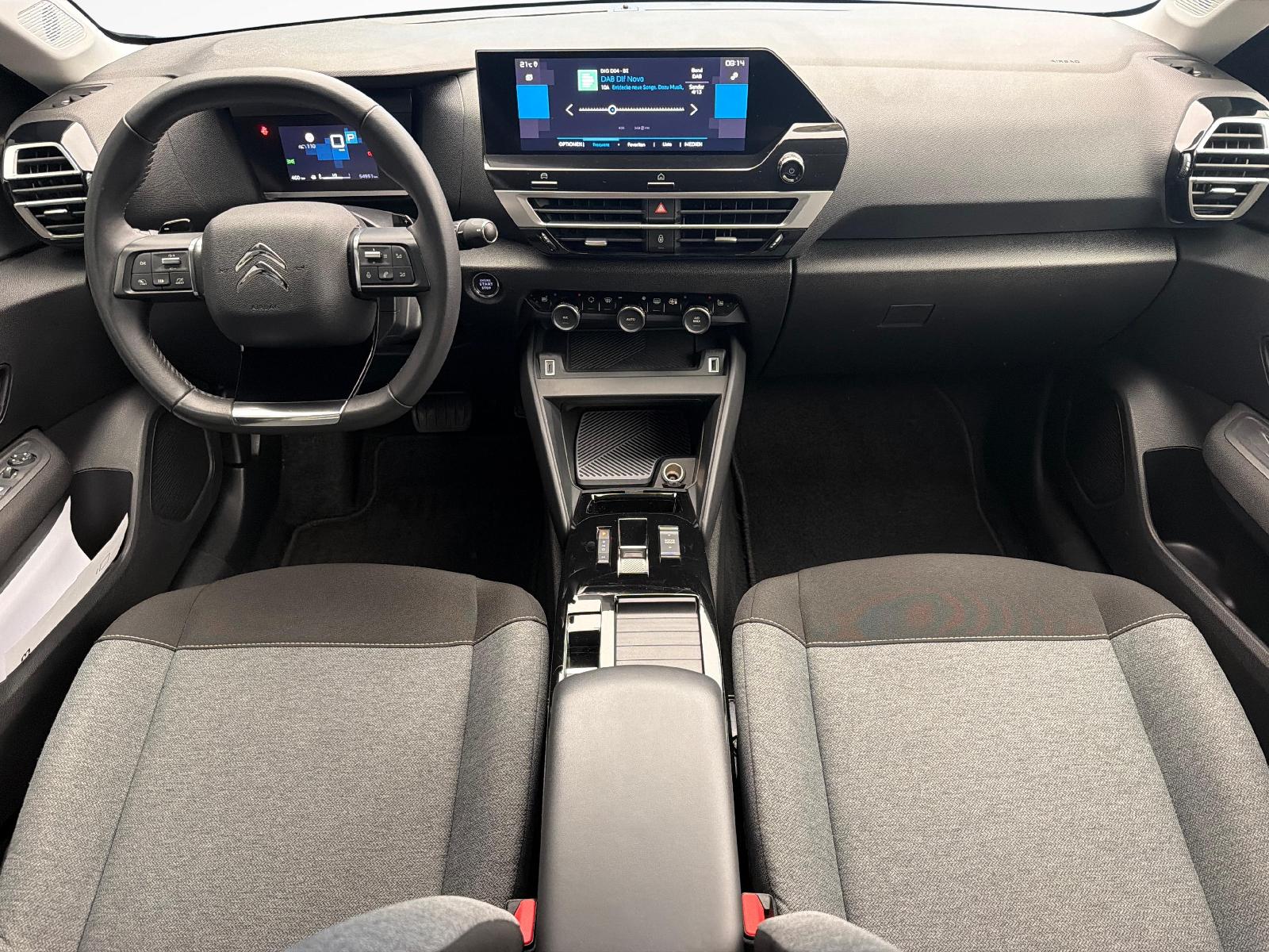 CITROEN Citroën C4 1.2 PureTech Swiss Edition-image-8