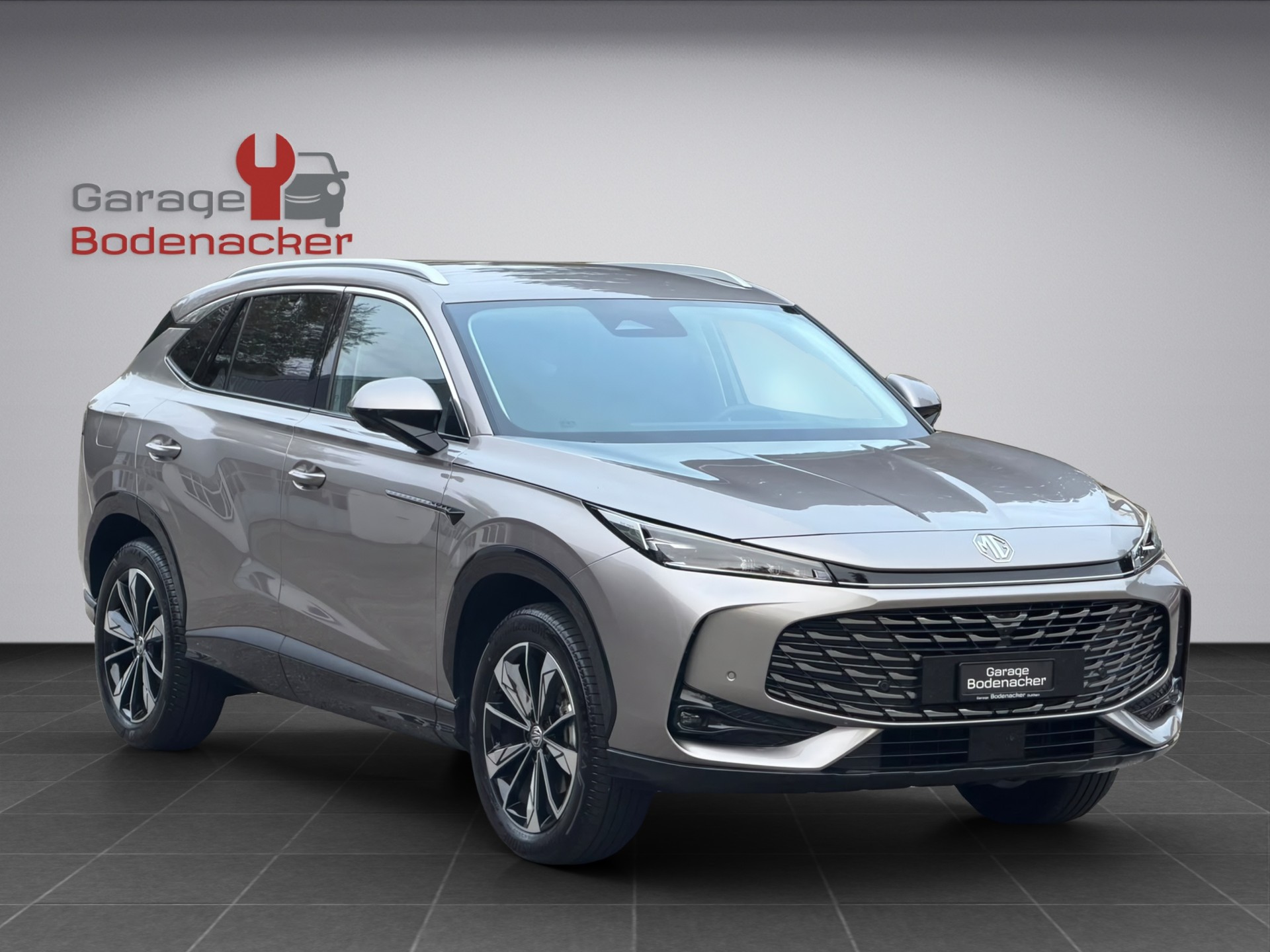 MG HS 1.5 T Luxury Automat * 170PS * 8fach *-image-6