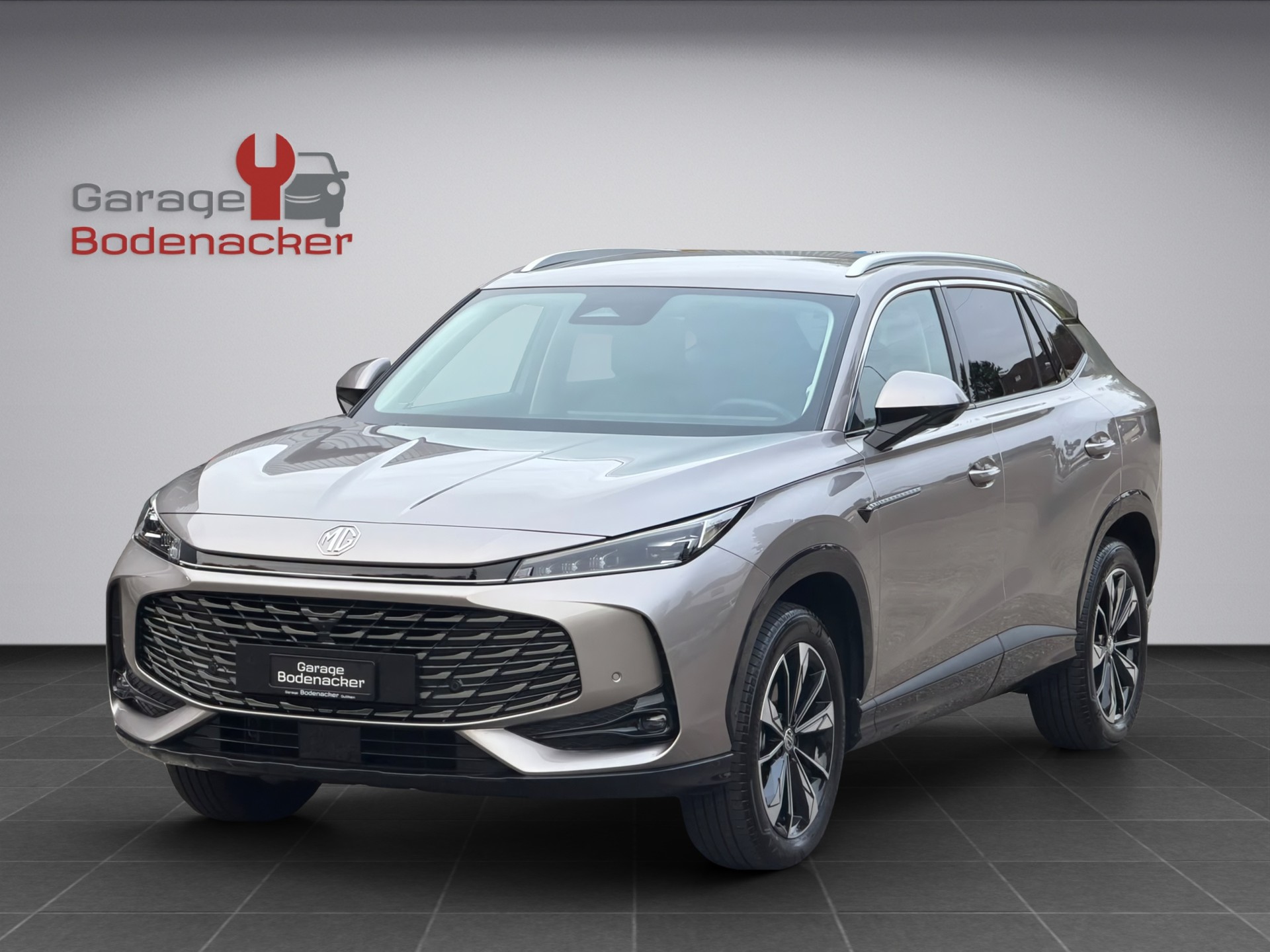 MG HS 1.5 T Luxury Automat * 170PS * 8fach *-showroom-element-1