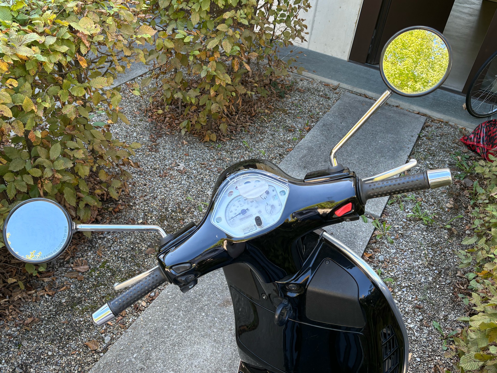 PIAGGIO Vespa 125 GTS-image-1