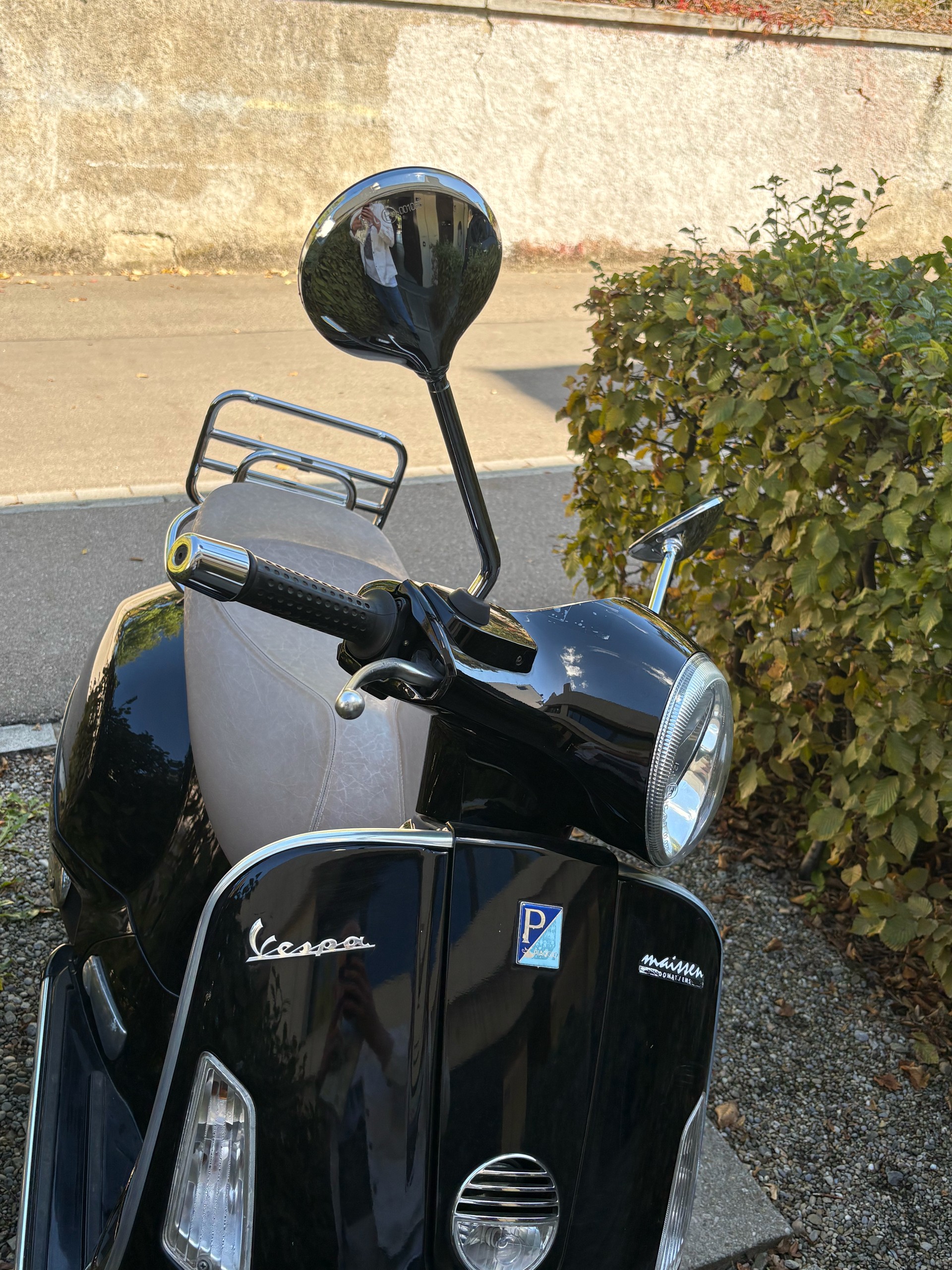 PIAGGIO Vespa 125 GTS-image-11