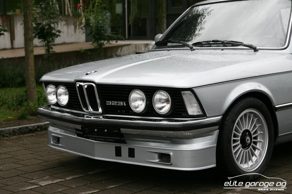 BMW 323 i-image-2