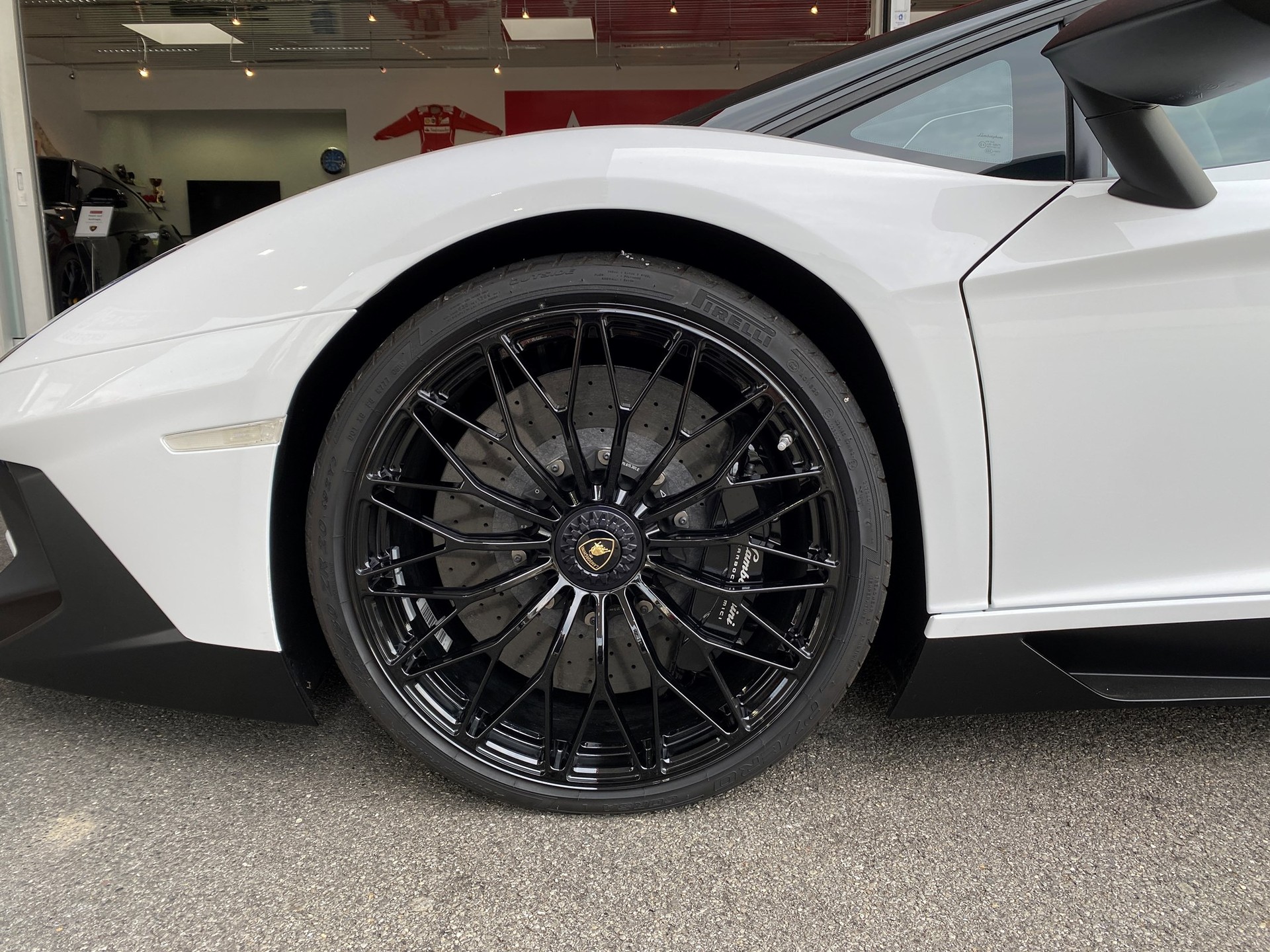 LAMBORGHINI Aventador LP750-4 Superveloce Roadster E-Gear-image-17