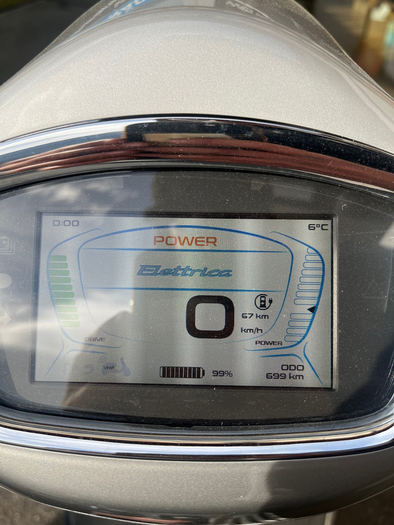 PIAGGIO Vespa Elettrica L3 Full Electric-image-4