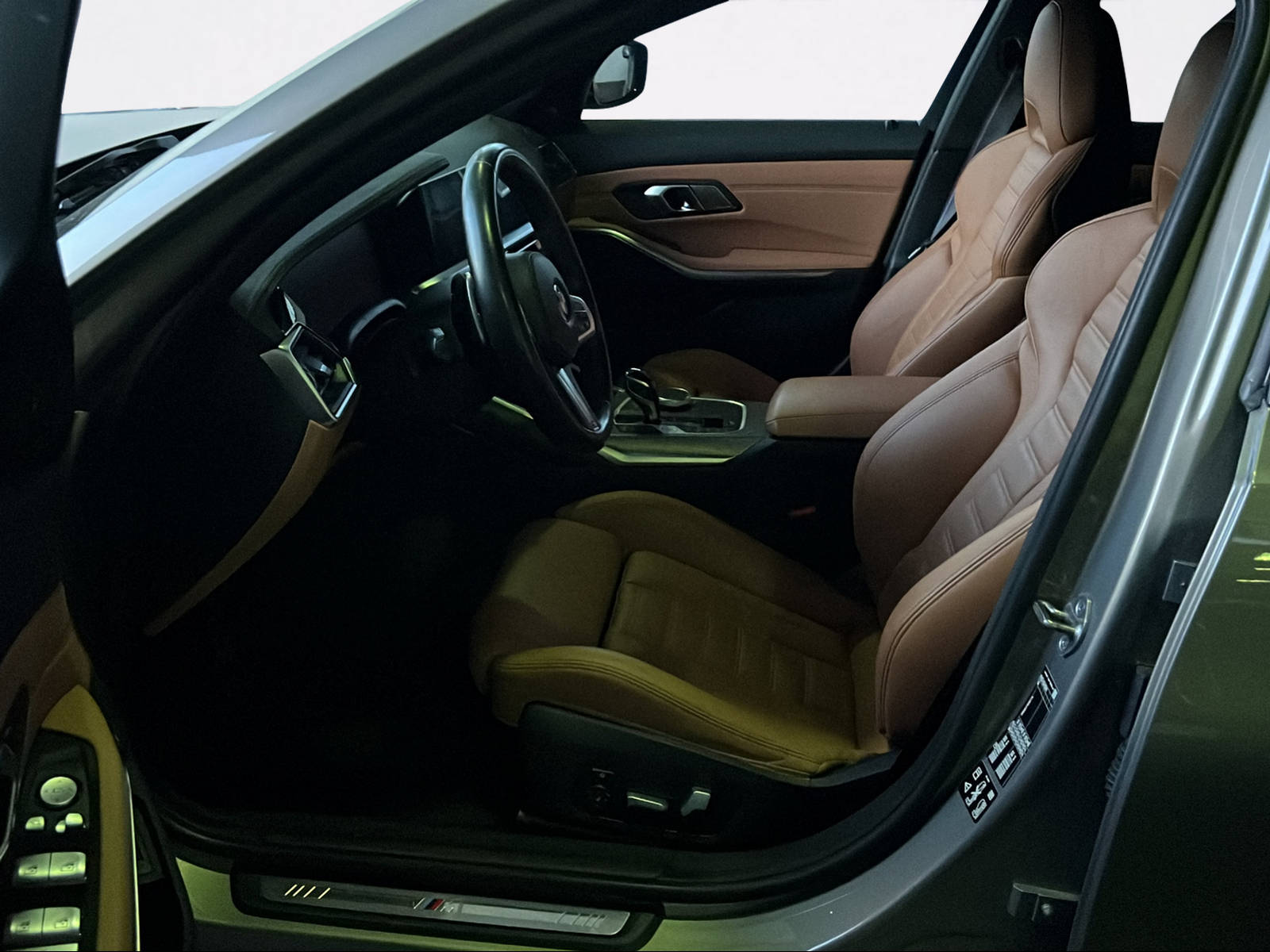 BMW M340i xDrive 48V Touring Steptronic-image-9