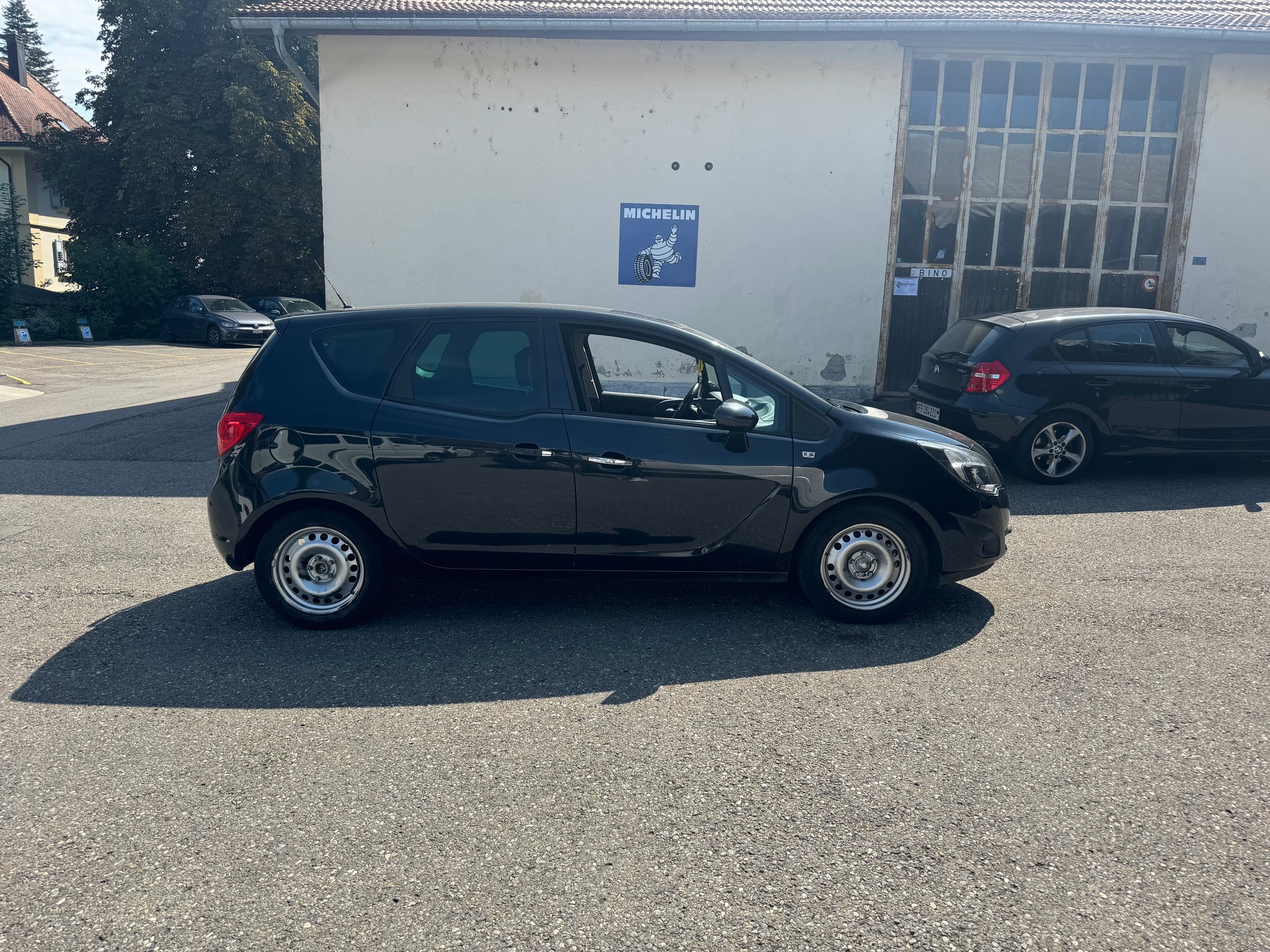 OPEL Meriva 1.4 Turbo Cosmo-image-3