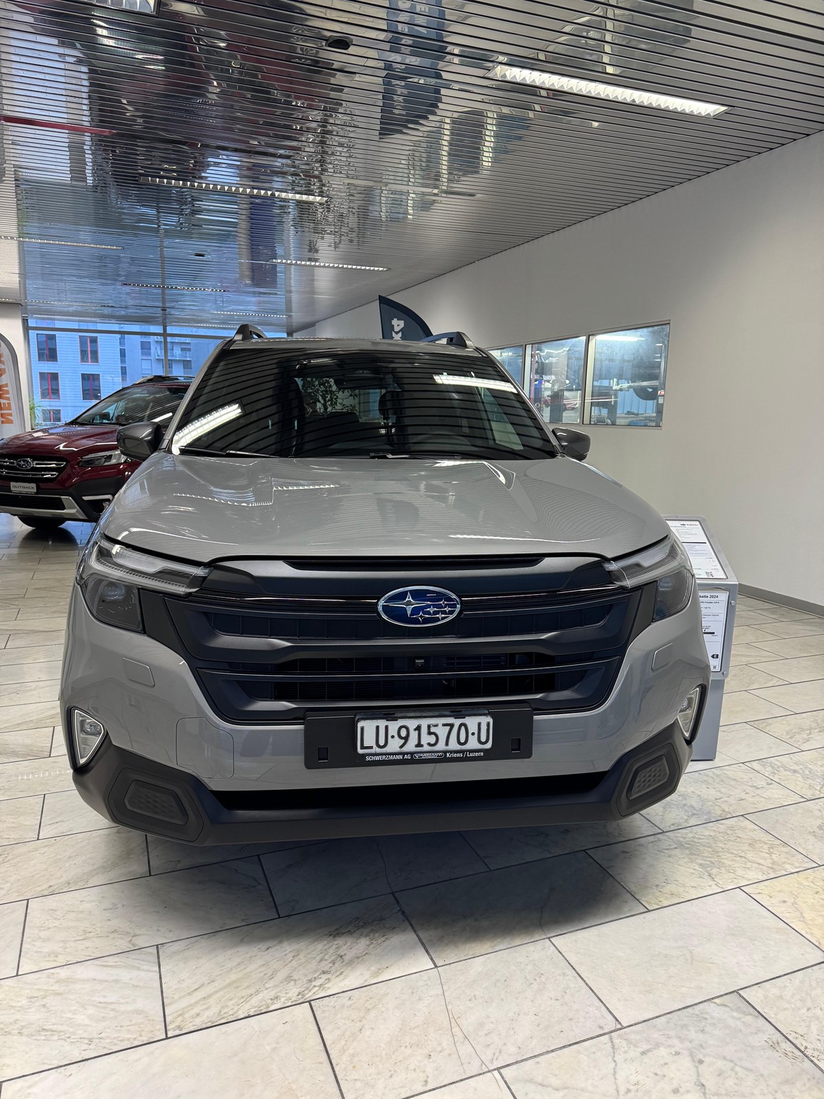 SUBARU Forester 2.0i e-Boxer Swiss Plus Lineartronic-showroom-element-1