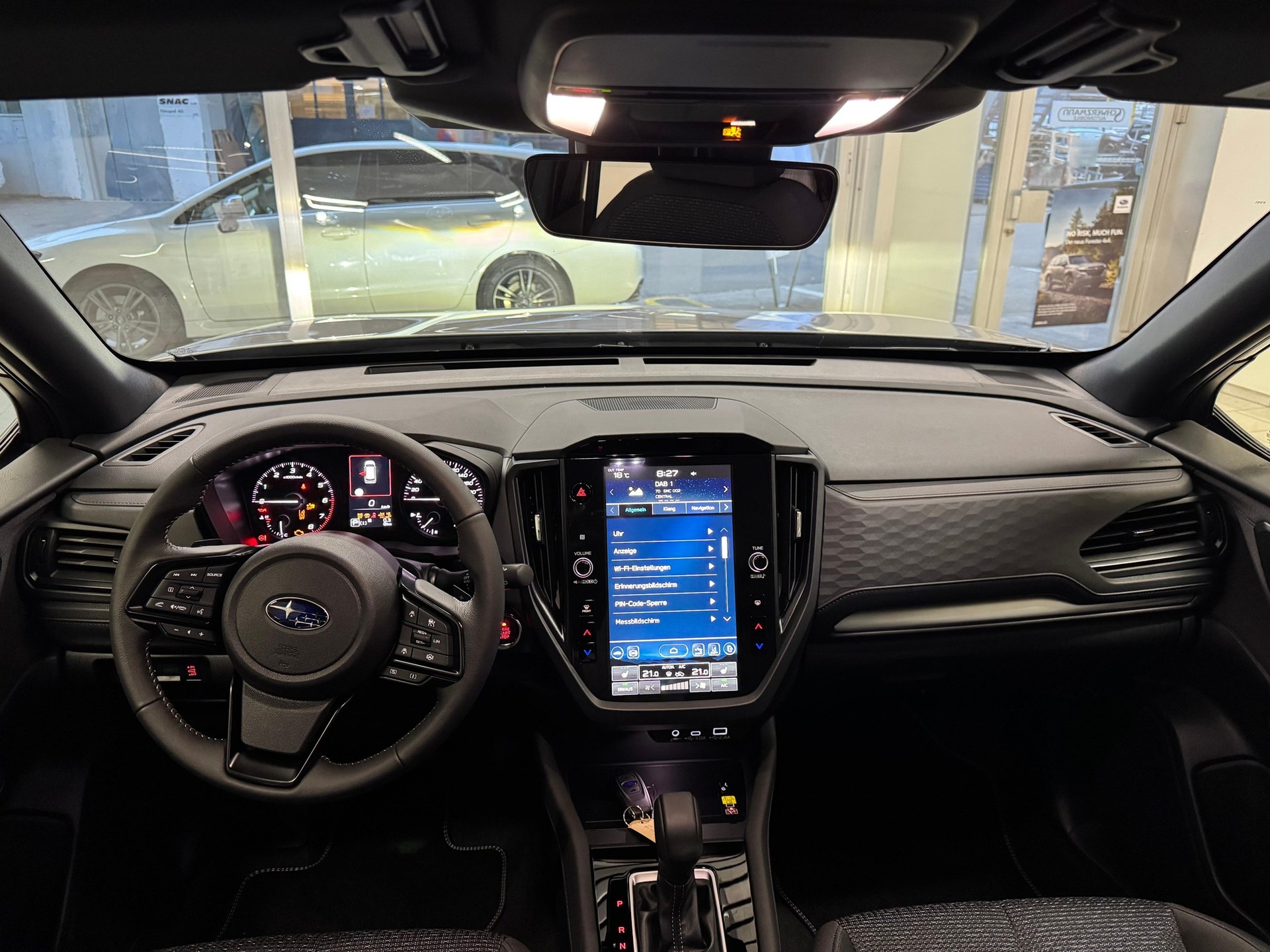 SUBARU Forester 2.0i e-Boxer Swiss Plus Lineartronic-image-7
