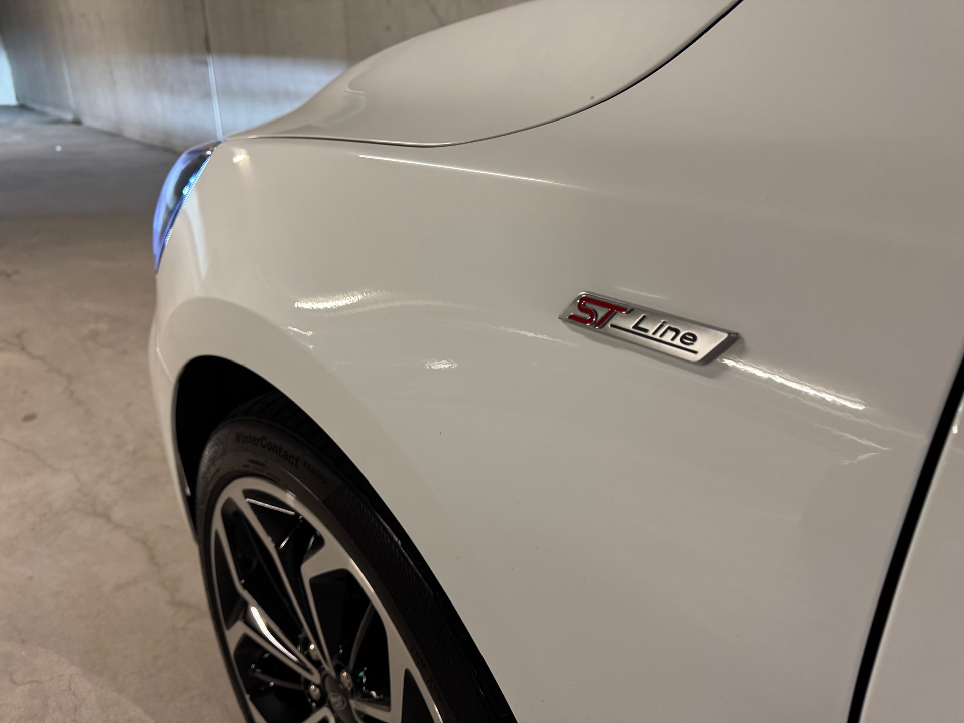 FORD Focus 1.5 SCTi ST Line X Automatic-image-10