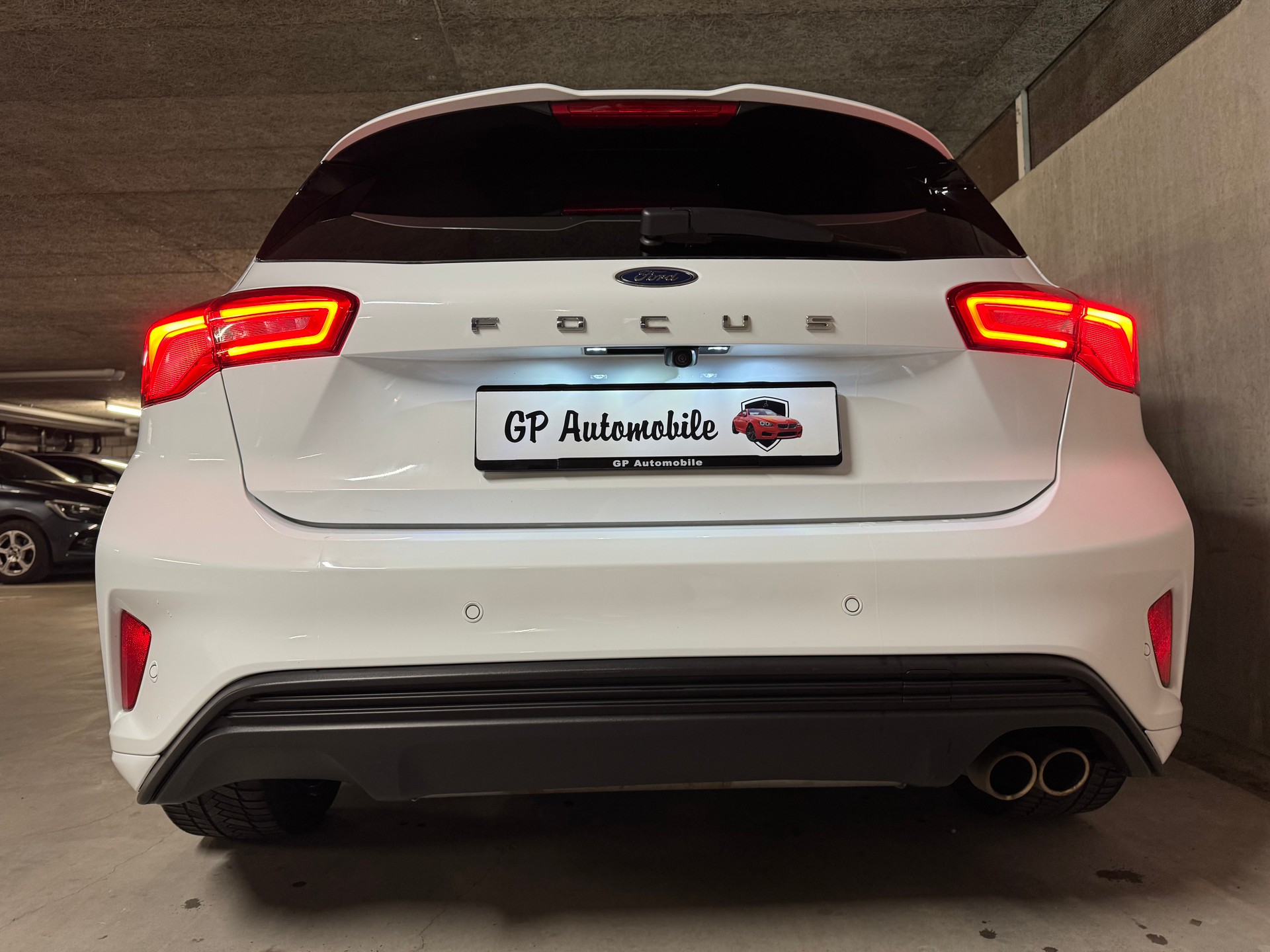 FORD Focus 1.5 SCTi ST Line X Automatic-image-14