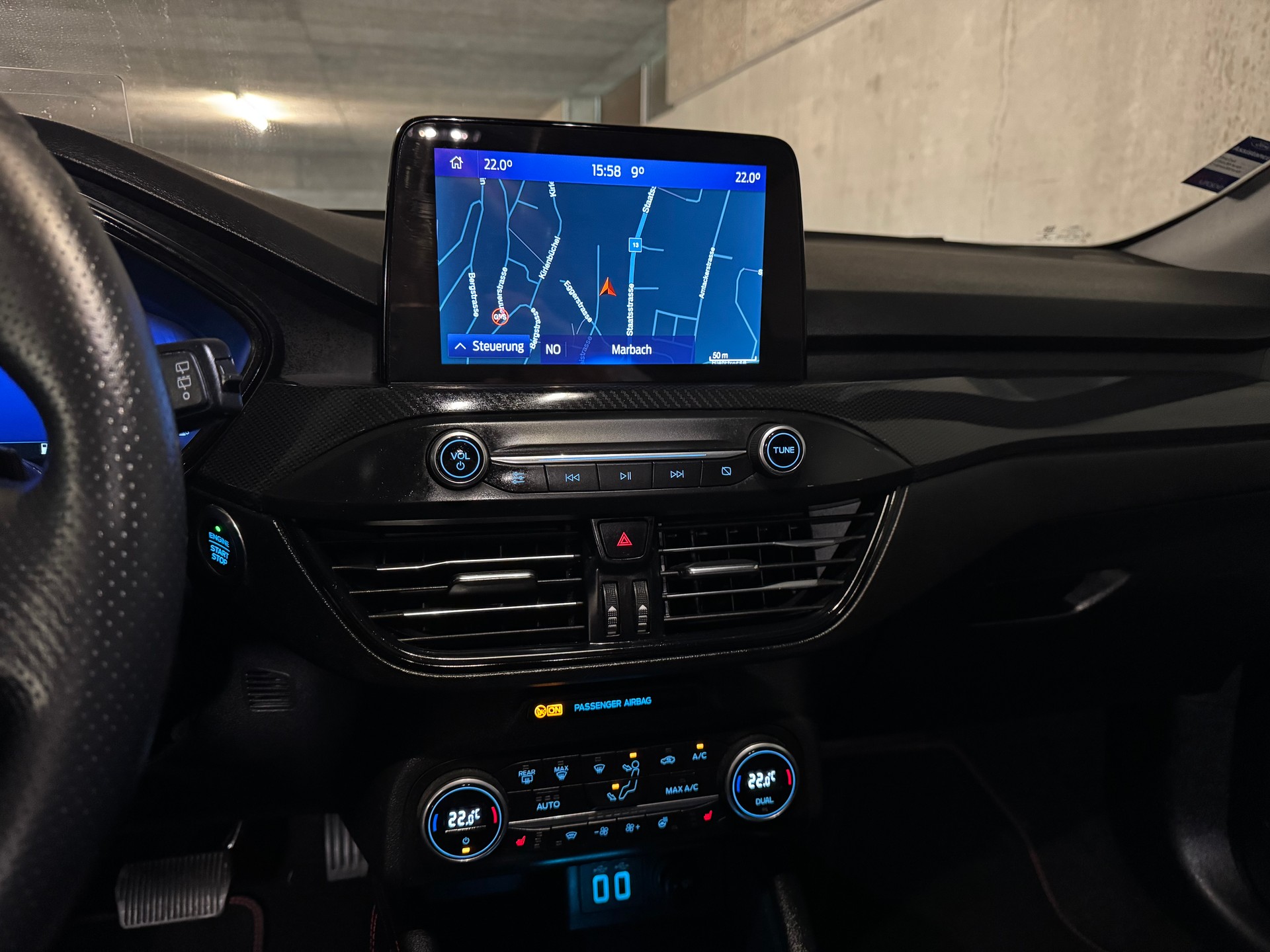 FORD Focus 1.5 SCTi ST Line X Automatic-image-25