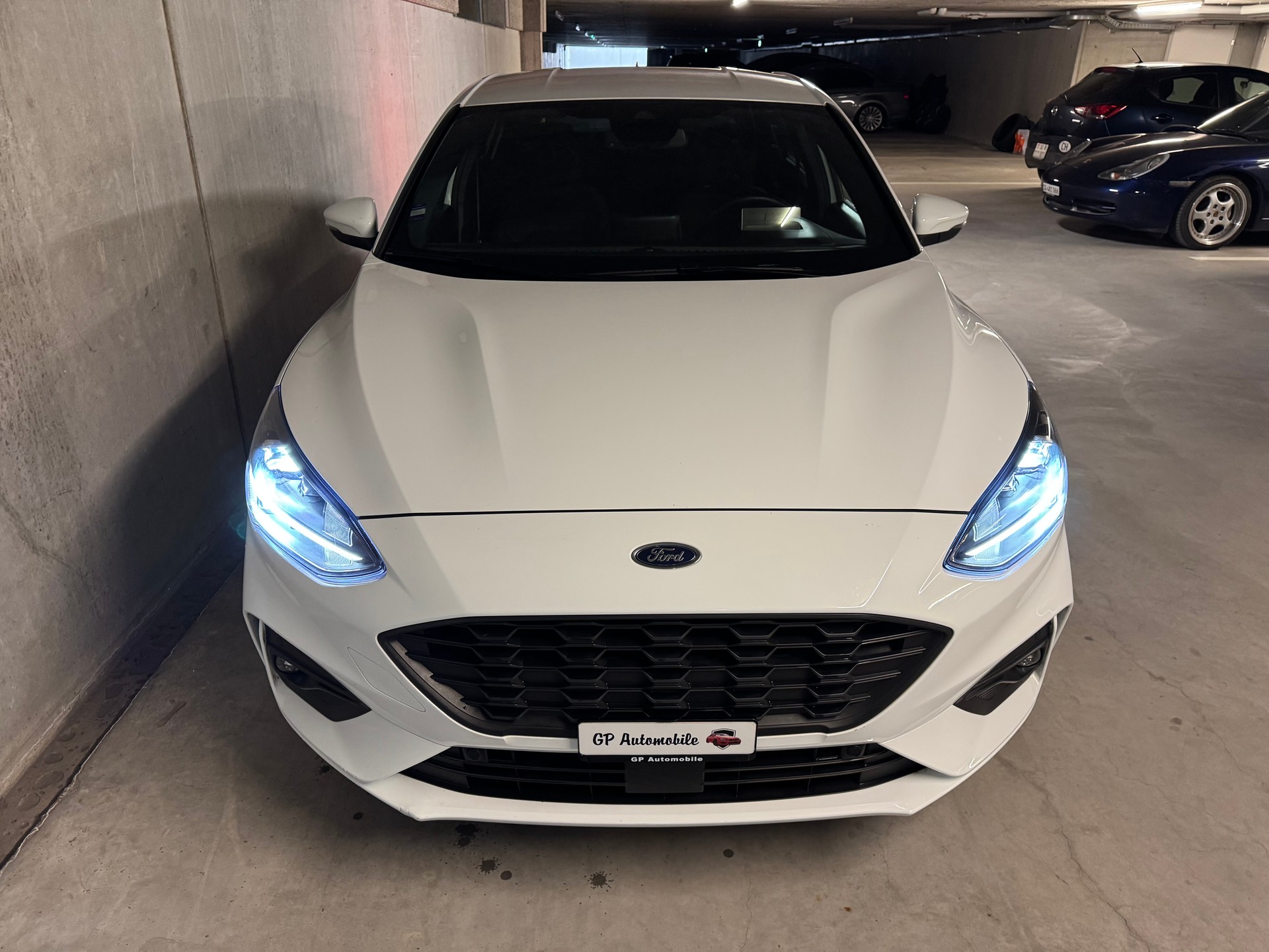 FORD Focus 1.5 SCTi ST Line X Automatic-image-7